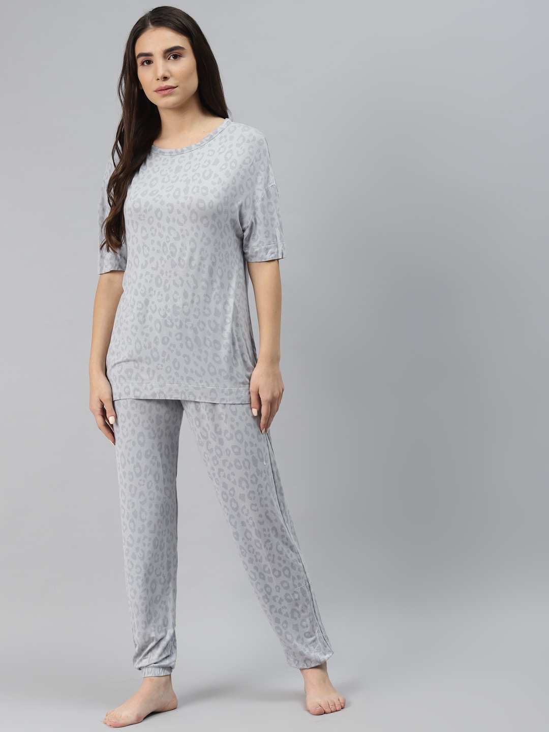 

Marks & Spencer Women Grey Leopard Print Pyjama Set