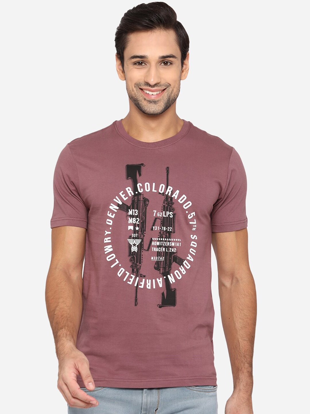 

Greenfibre Men Pink & White Typography Printed Slim Fit T-shirt