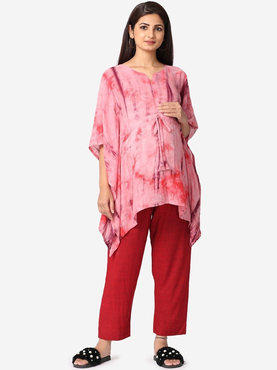 

The Mom Store Women Pink & Red Printed Night suit