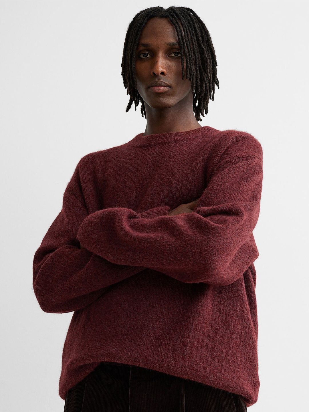 

H&M Men Red & Brown Solid Relaxed Fit Jumper