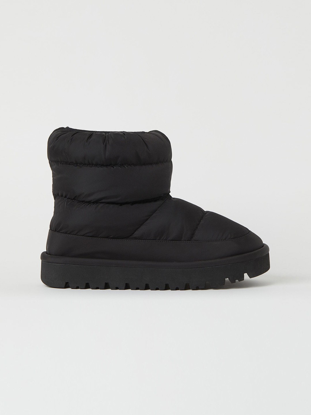 

H&M Women Black Padded Boots