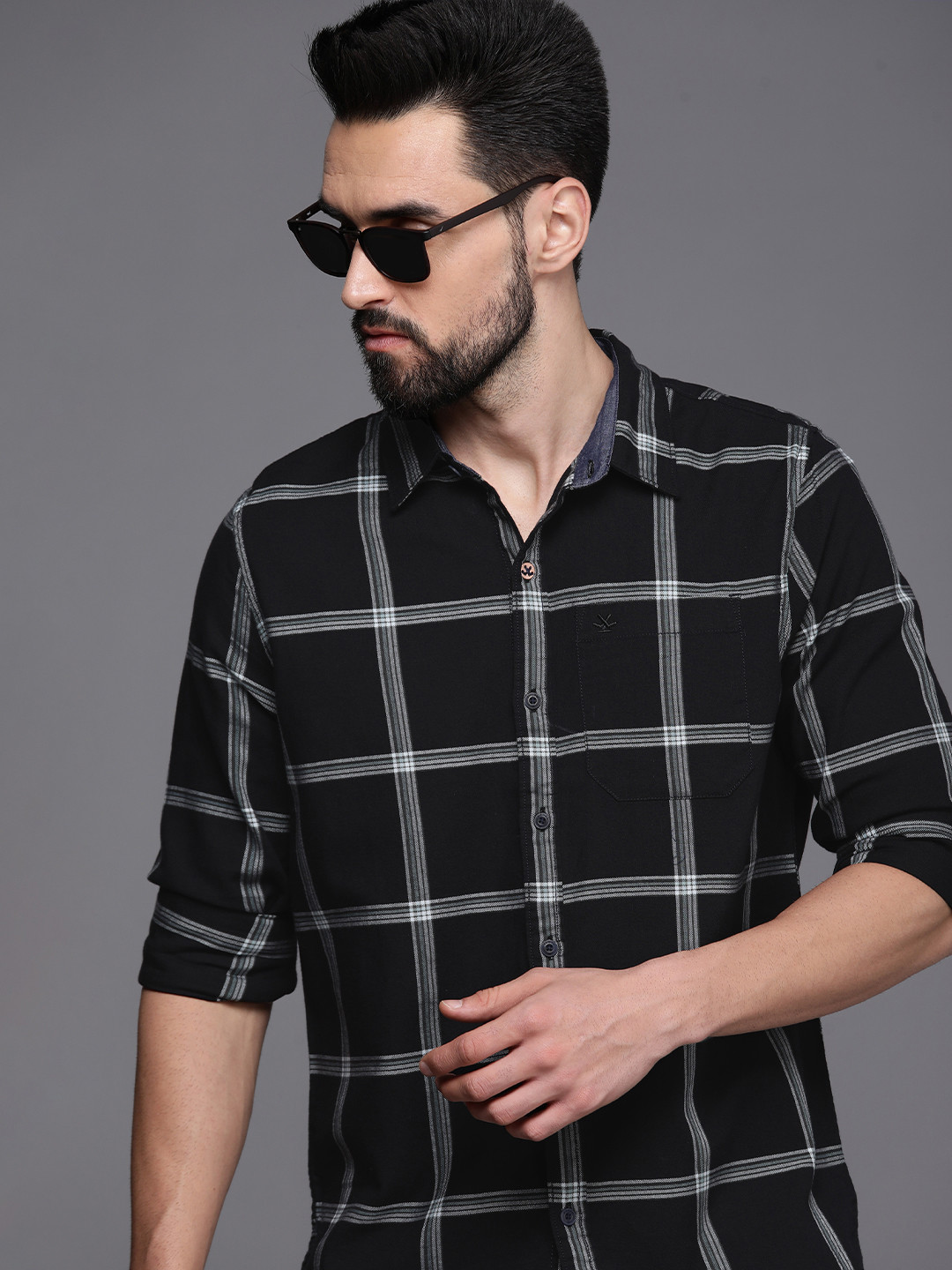 

WROGN Men Black And Grey Slim Fit Windowpane Checked Pure Cotton Casual Shirt