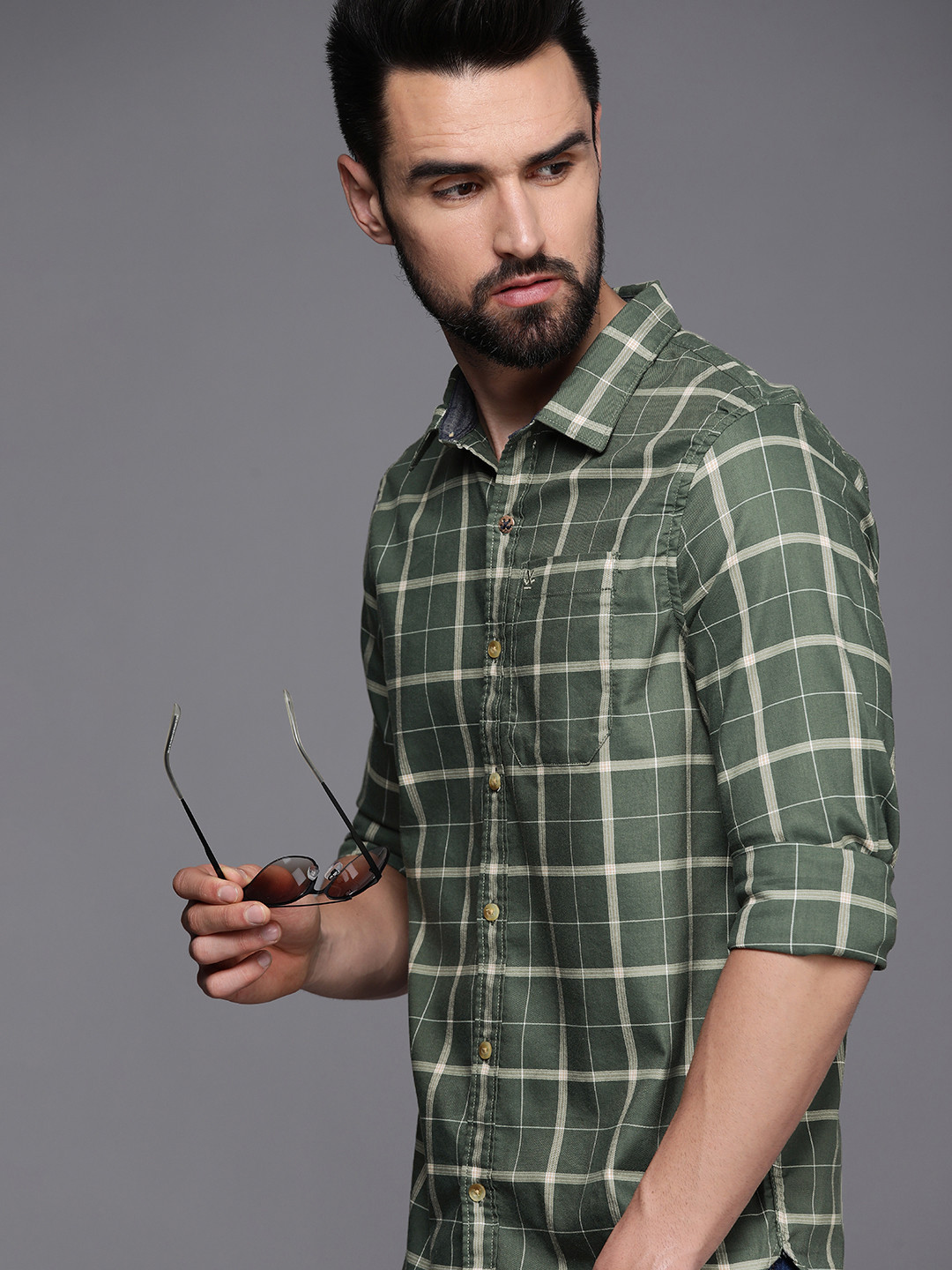 

WROGN Men Olive Green And Beige Slim Fit Checked Pure Cotton Casual Shirt