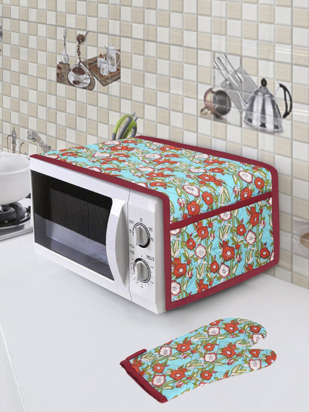 

Rajasthan Decor Turquoise Blue & Red Floral Printed Cotton Quilted Microwave Cover With Gloves