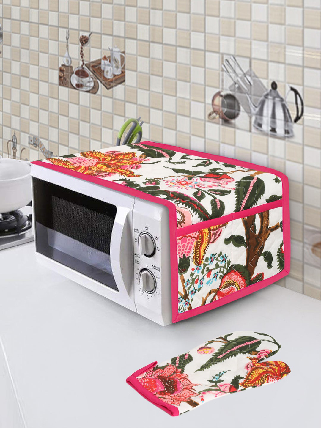 

Rajasthan Decor White & Pink Floral Printed Cotton Microwave Cover With Gloves