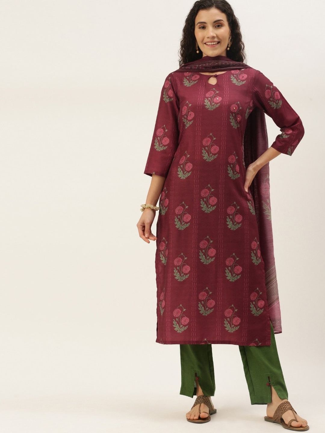 

Sangria Women Maroon Ethnic Motifs Printed Regular Sequinned Kurta with Palazzos