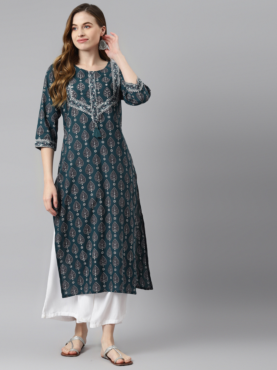 

Readiprint Fashions Women Teal Green & White Ethnic Printed Pure Cotton Gotta Patti Kurta