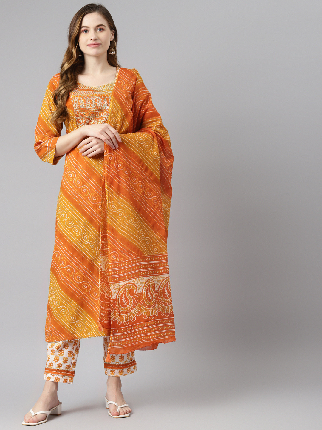 

Readiprint Fashions Women Orange & Mustard Yellow Bandhani Print Pure Cotton Kurta Set
