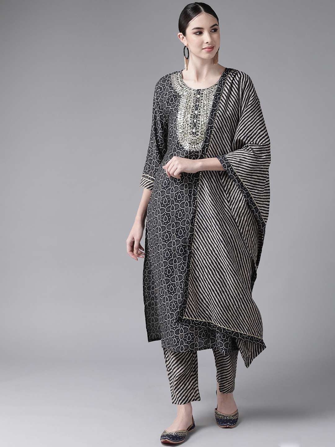 

Ishin Women Navy Blue & White Bandhani Printed Kurta with Trousers & With Dupatta