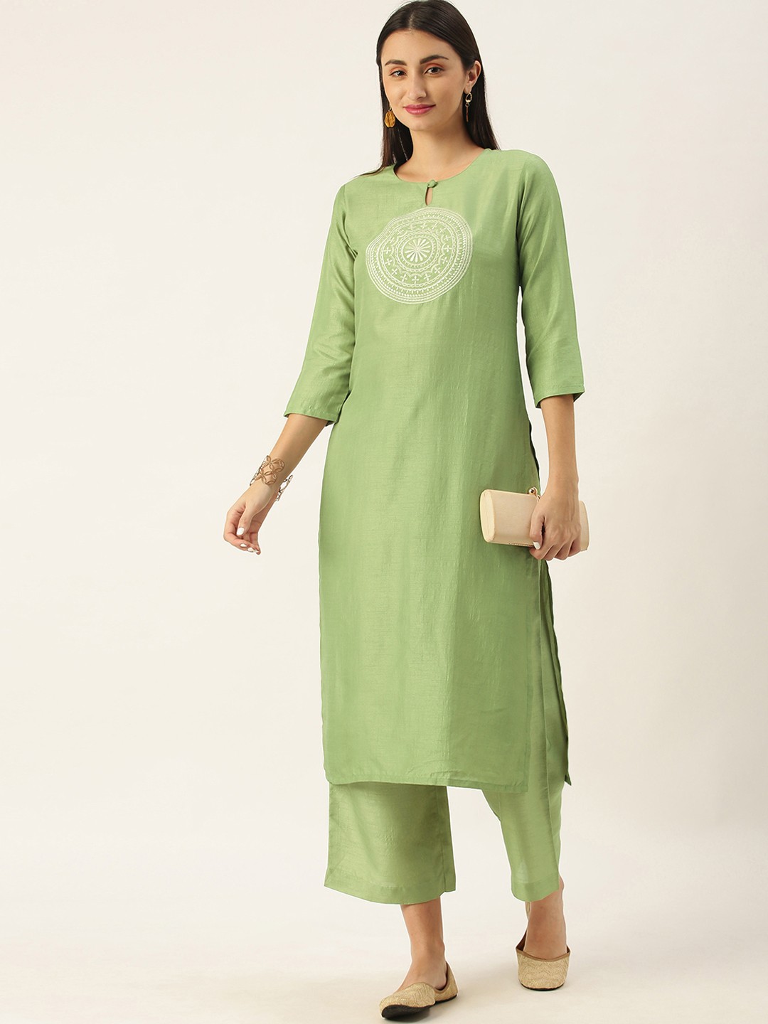 

Minora Women Green Embroidered Yoke Design Kurta with Palazzos