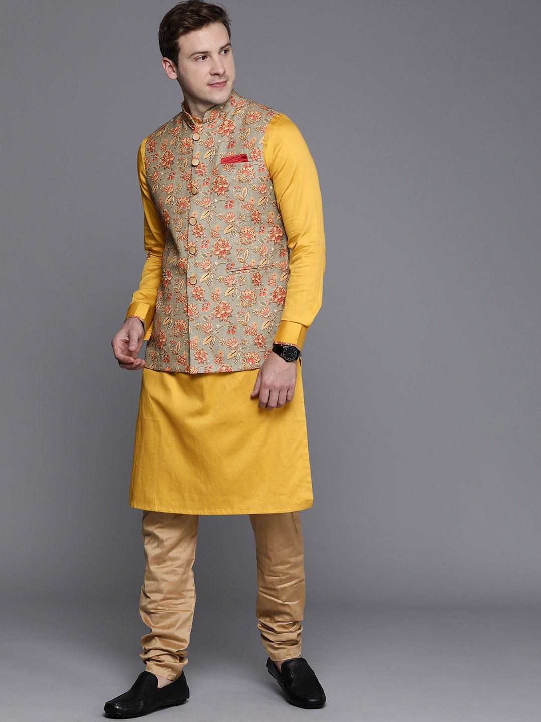 

Manyavar Men Mustard Yellow Yoke Design Thread Work Kurta with Churidar & Nehru Jacket