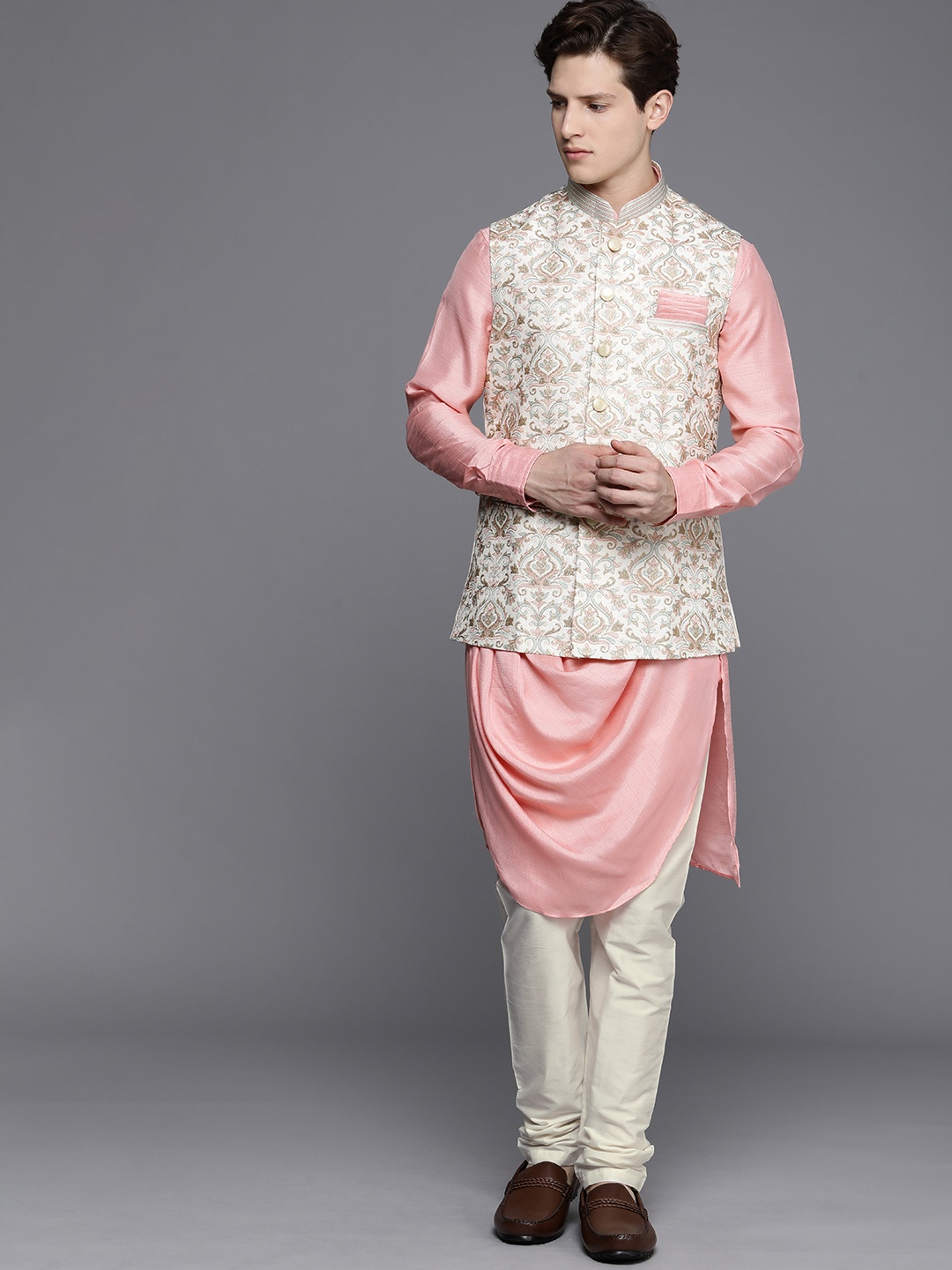 

Manyavar Men Pink Pleated Thread Work Art Silk Kurta with Churidar & Nehru Jacket