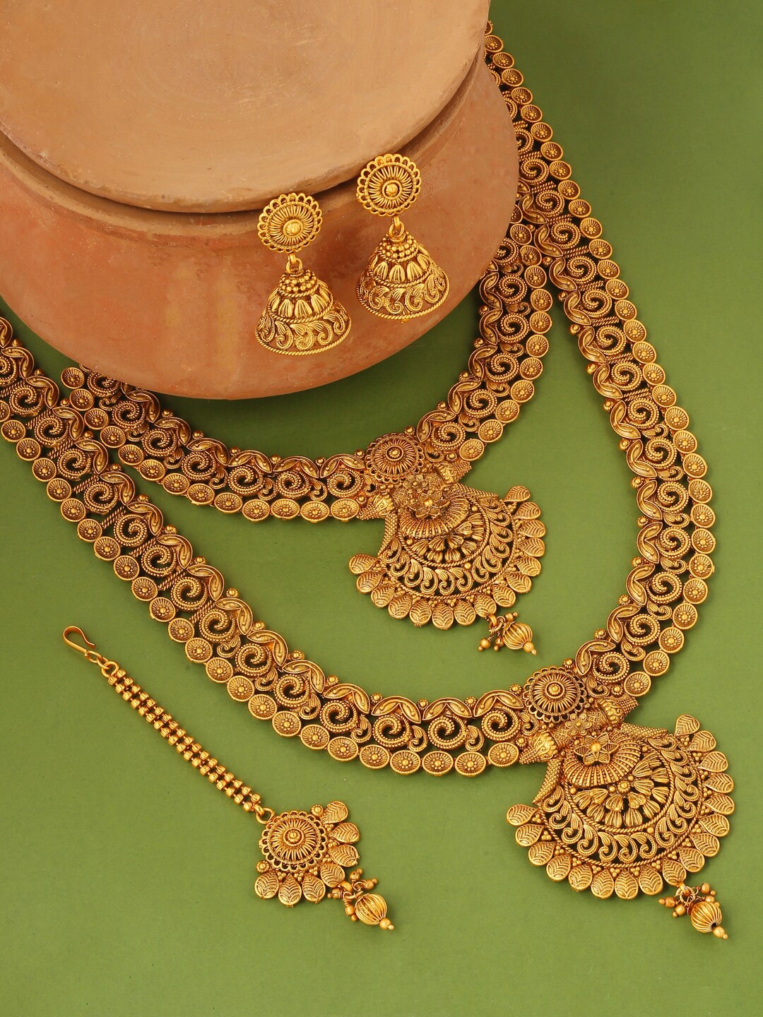 

VIRAASI Gold Plated Temple Jewellery Set