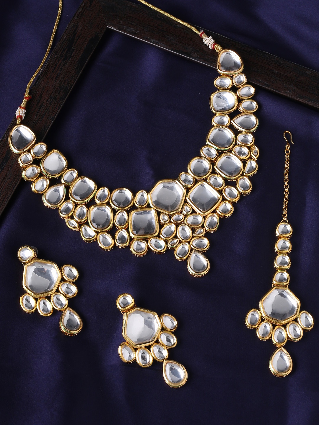 

VIRAASI Gold-Toned & White Kundan-Studded Jewellery Set