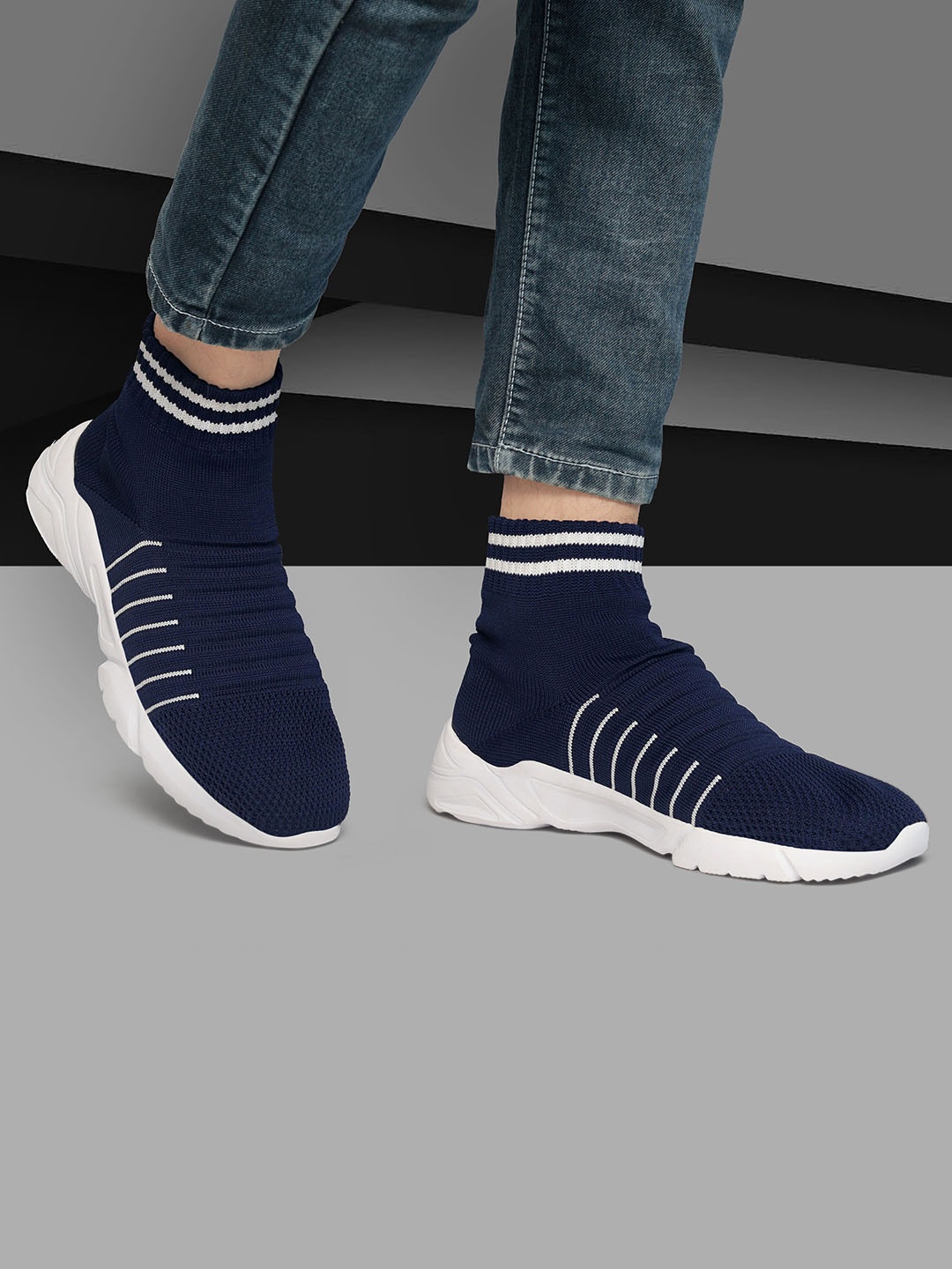 

Ferraiolo Men Blue & White Striped Slip-On Sneakers