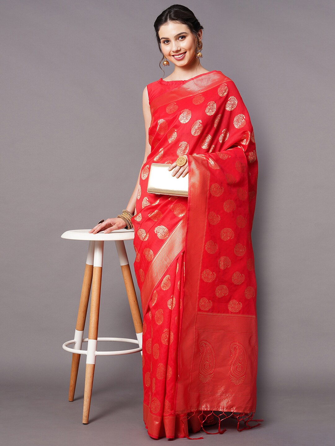 

Mitera Red & Gold-Coloured Paisley Zari Silk Blend Banarasi Saree