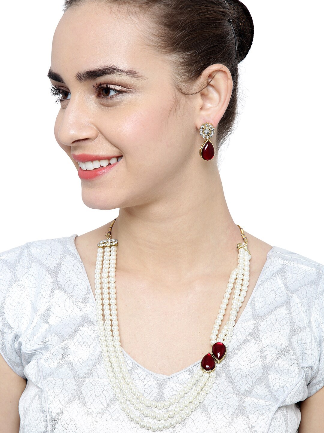 

Shining Diva Gold-Plated White & Red Kundan-Studded & Pearl Beaded Jewellery Set