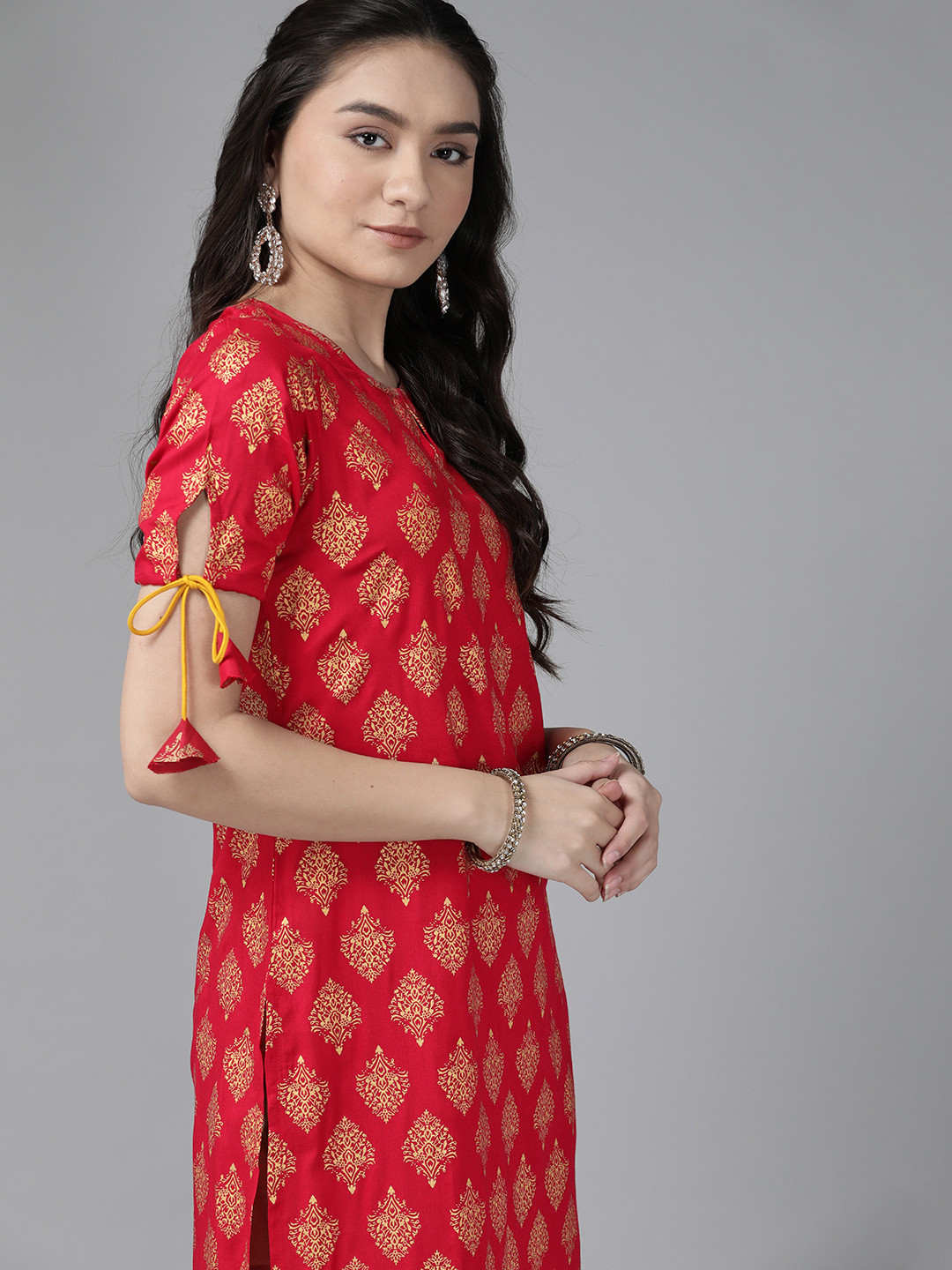 

ANMI Women Red & Golden Block Print Kurta