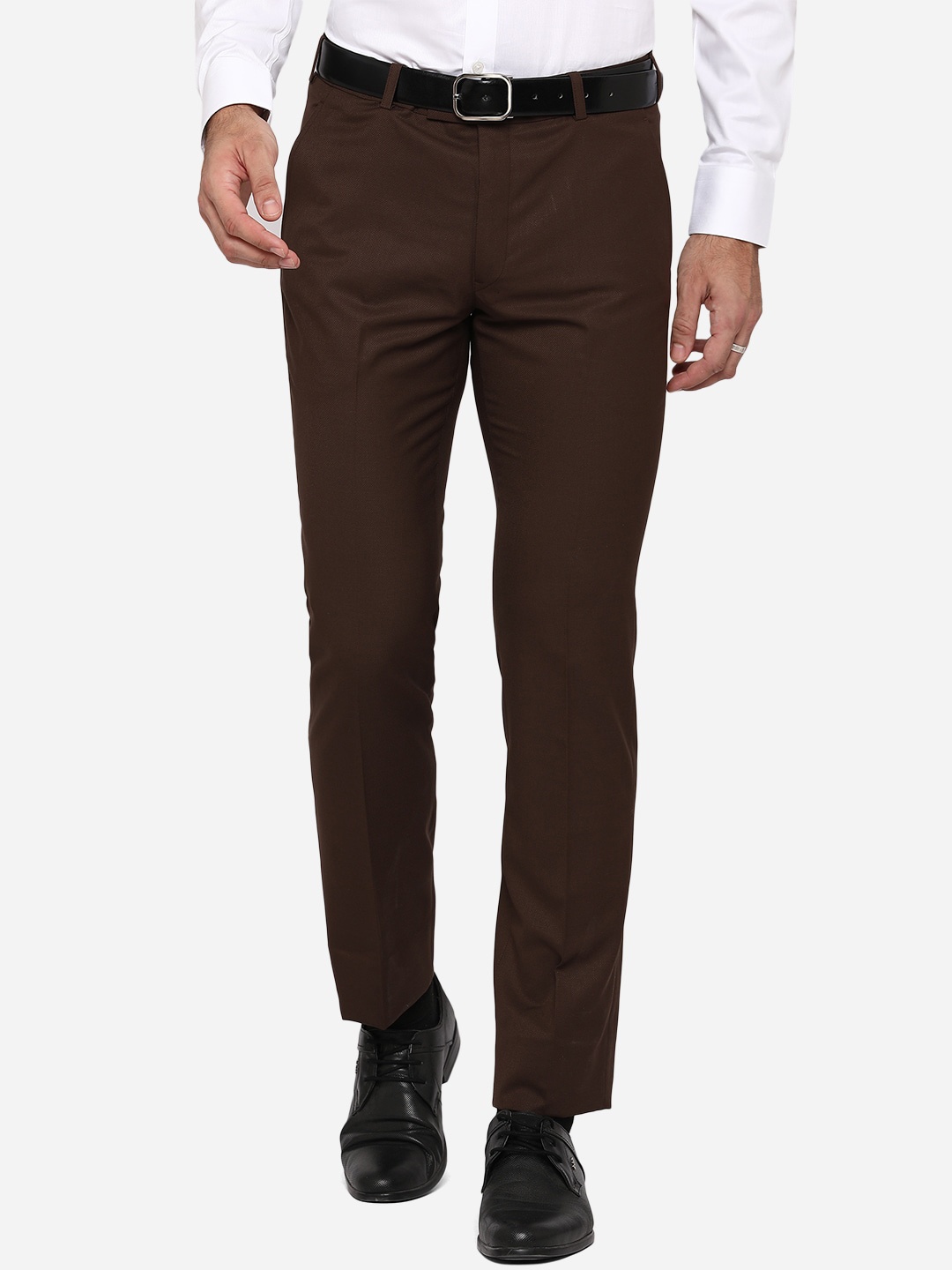 

METAL Men Brown Slim Fit Wrinkle Free Formal Trousers