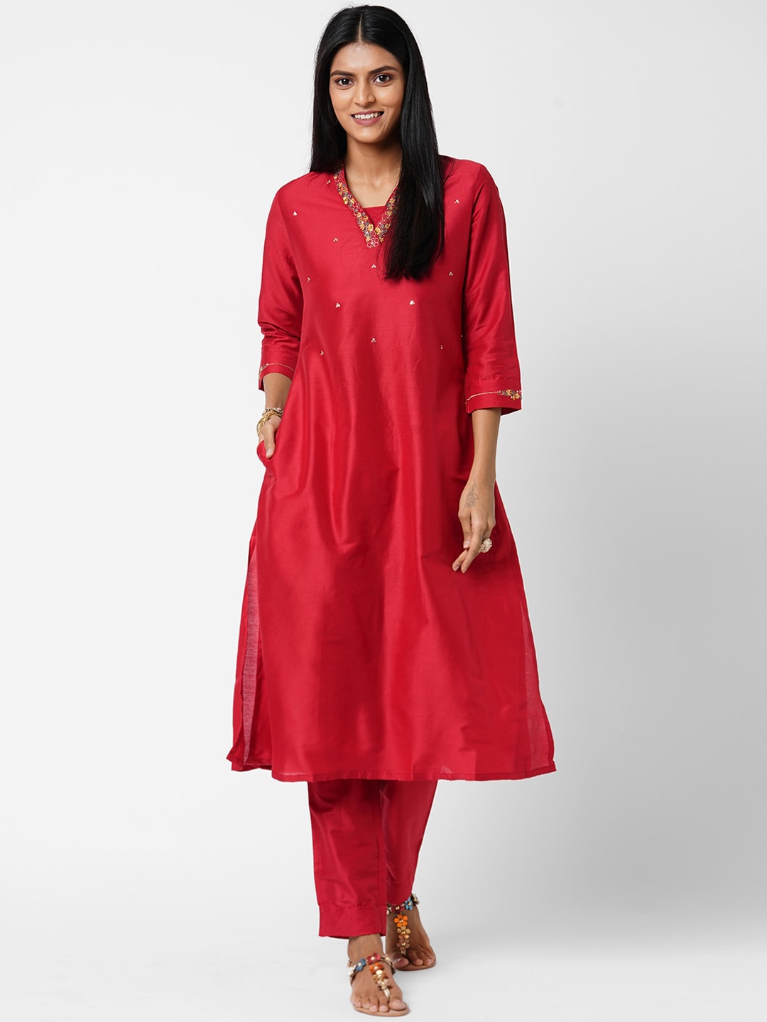 

KAMI KUBI Women Red Floral Embroidered Sequinned A-Line Kurta with Palazzos