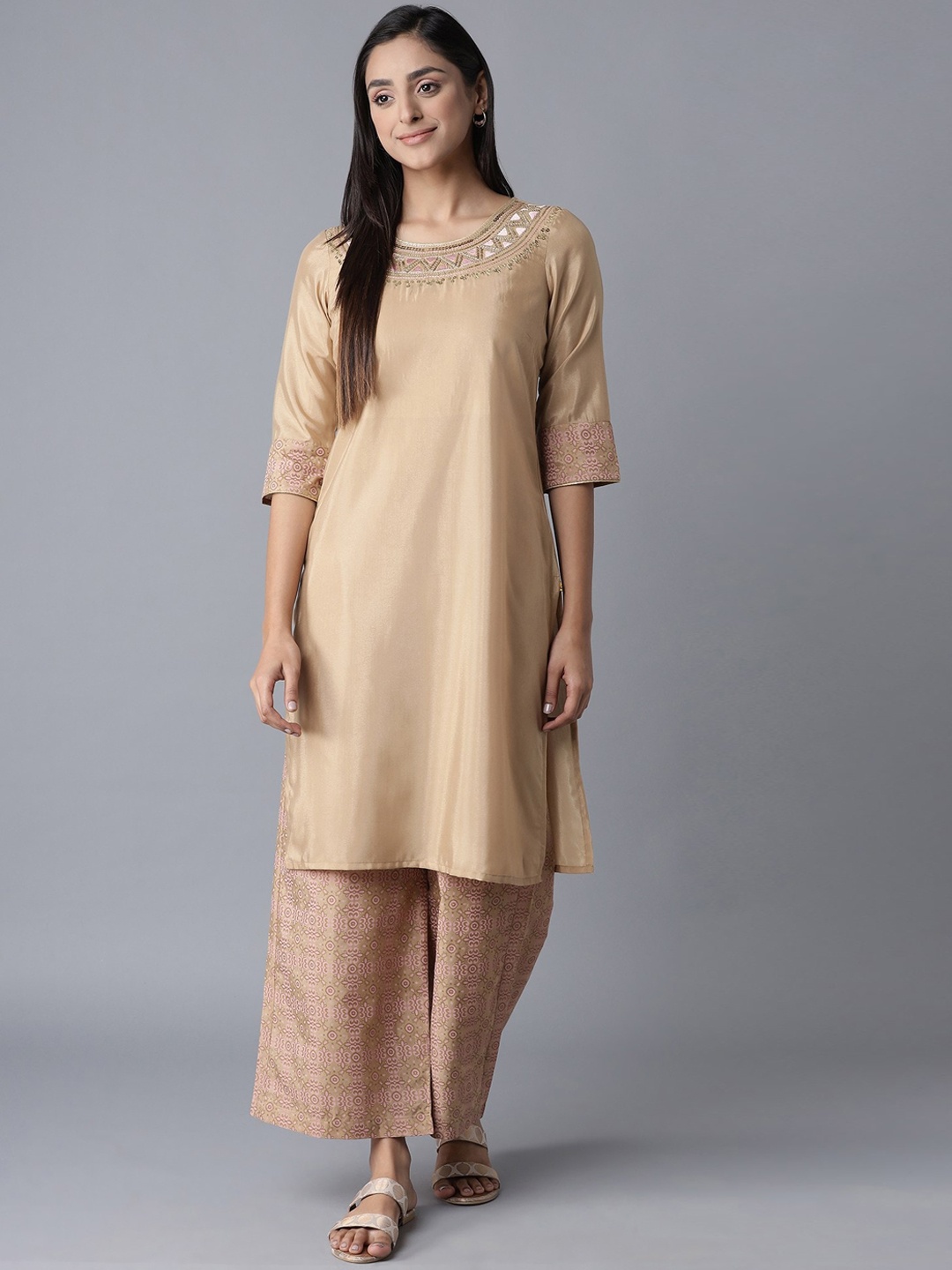 

AURELIA Women Beige Floral Yoke Design Regular Kurta with Palazzos