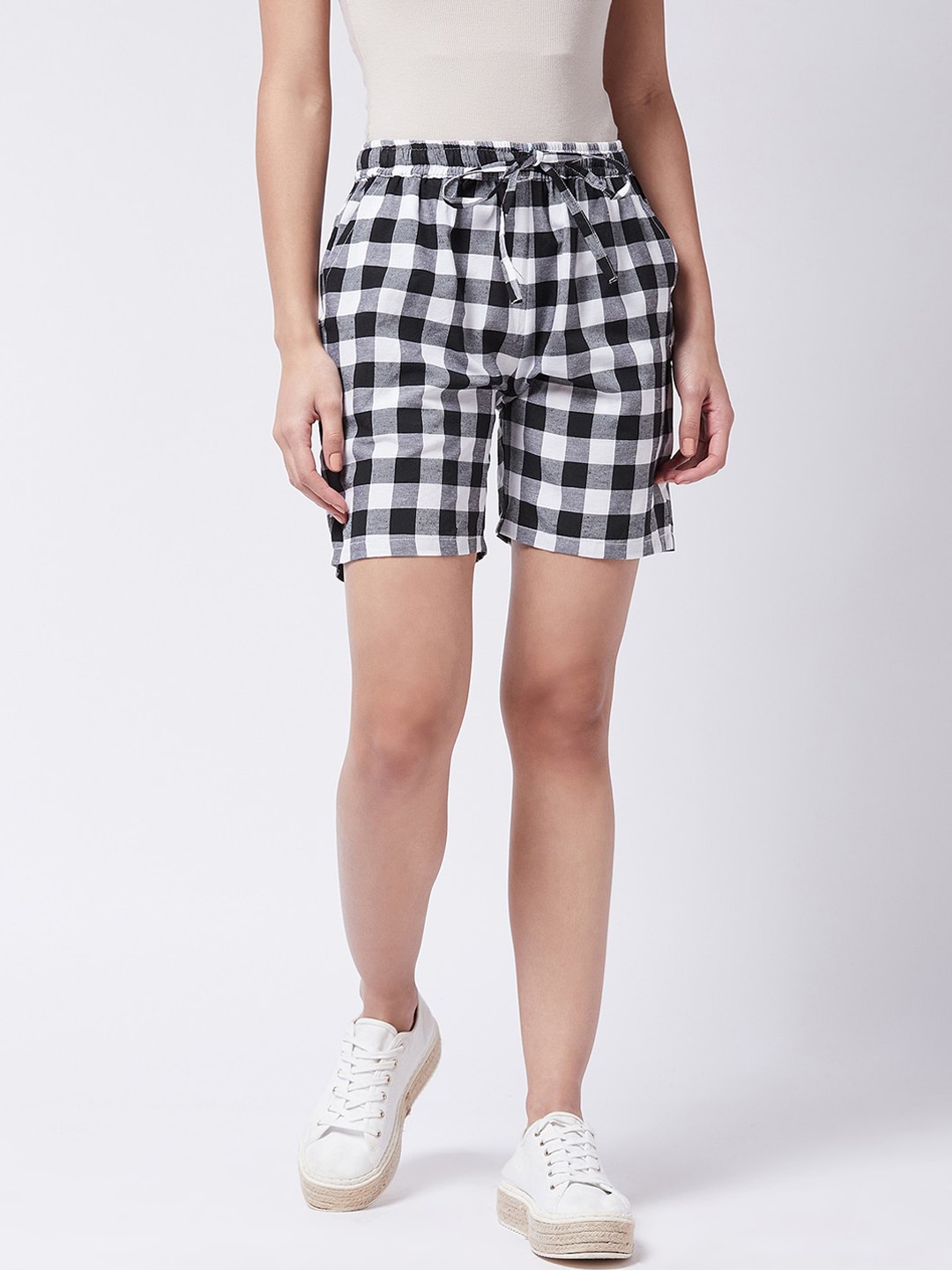 

InWeave Women Black Checked Regular Shorts