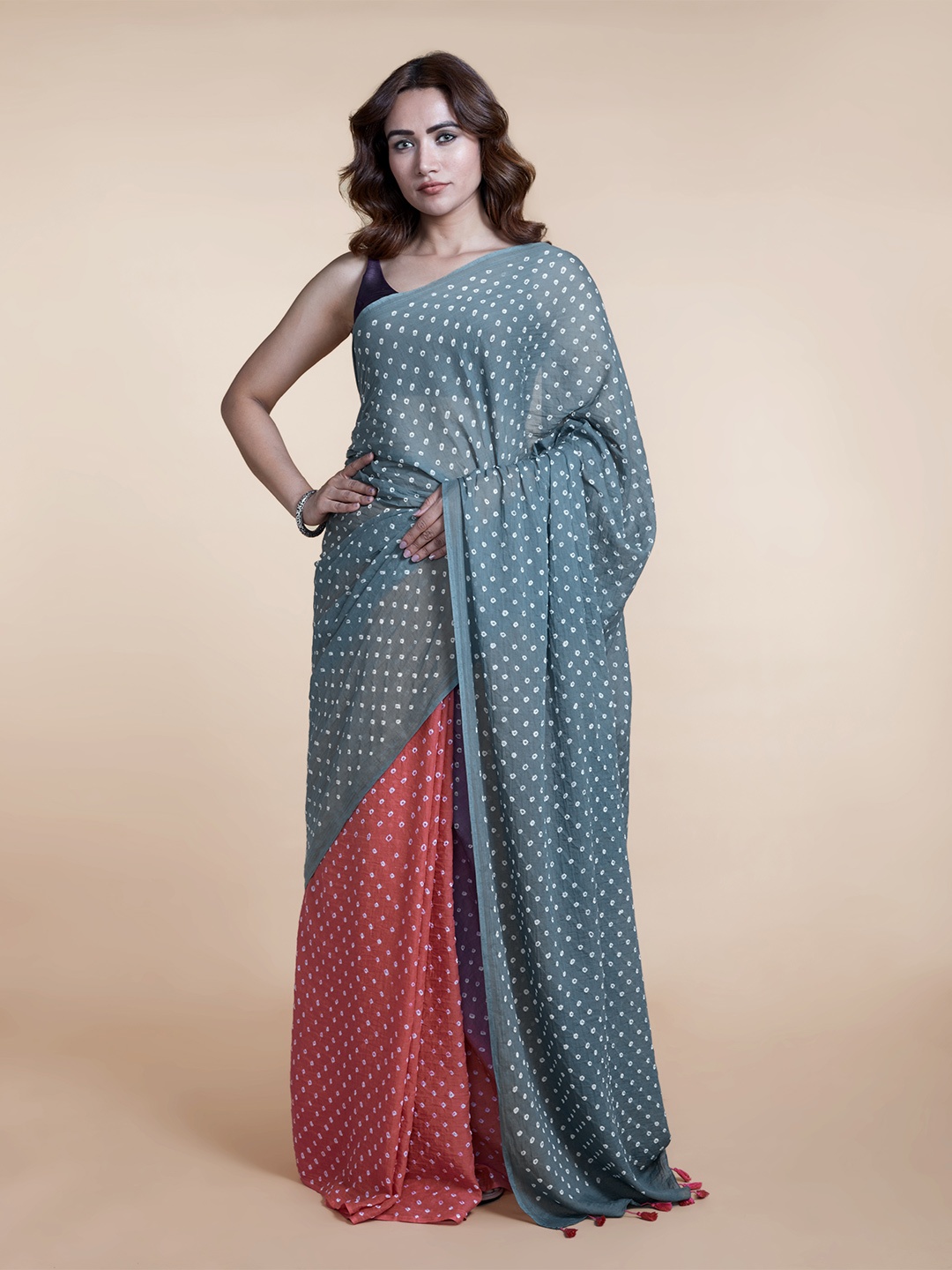 

Suta Purple & Magenta Bandhani Pure Cotton Half and Half Saree