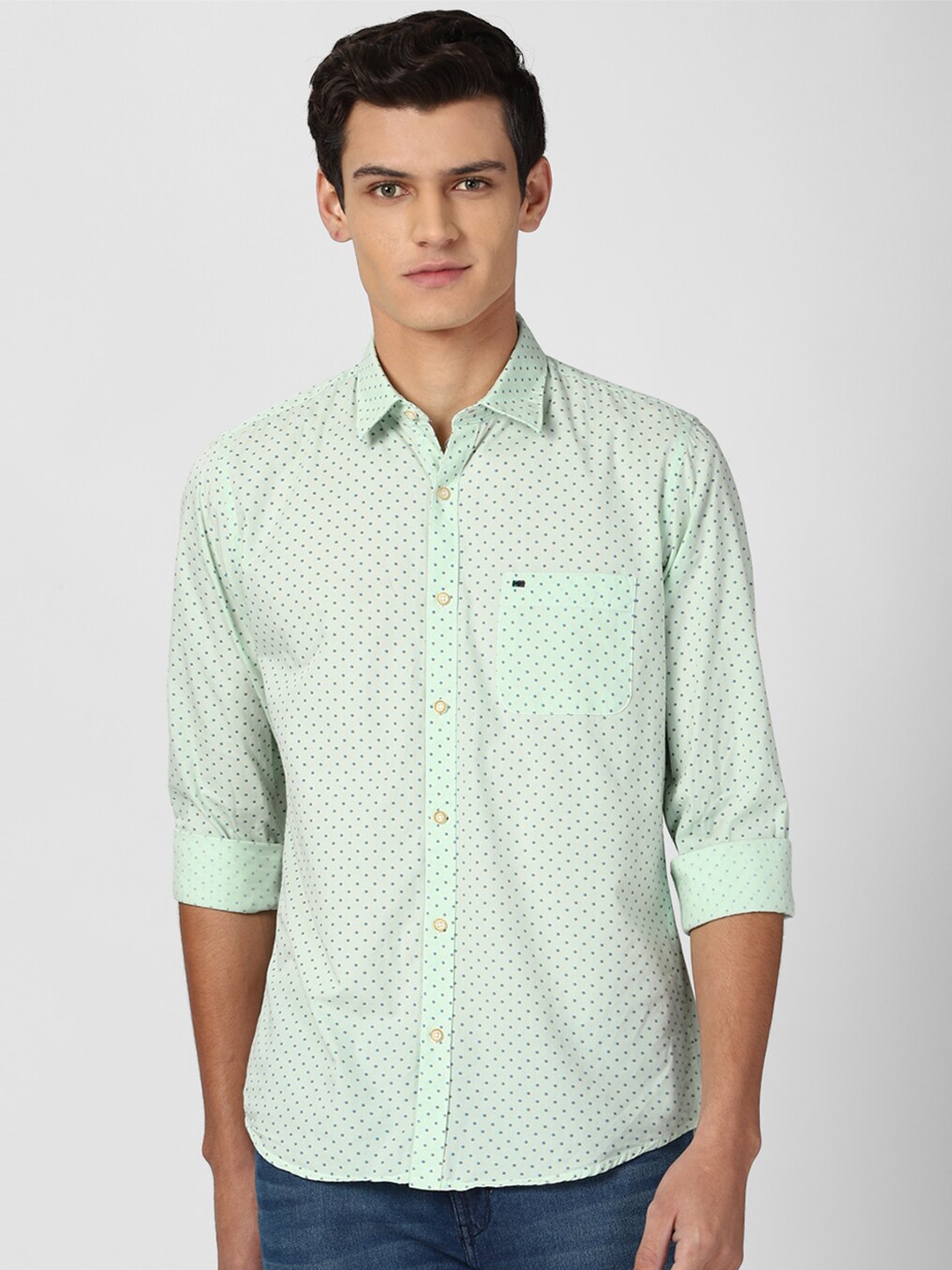 

Peter England Casuals Men Green Slim Fit Printed Cotton Casual Shirt