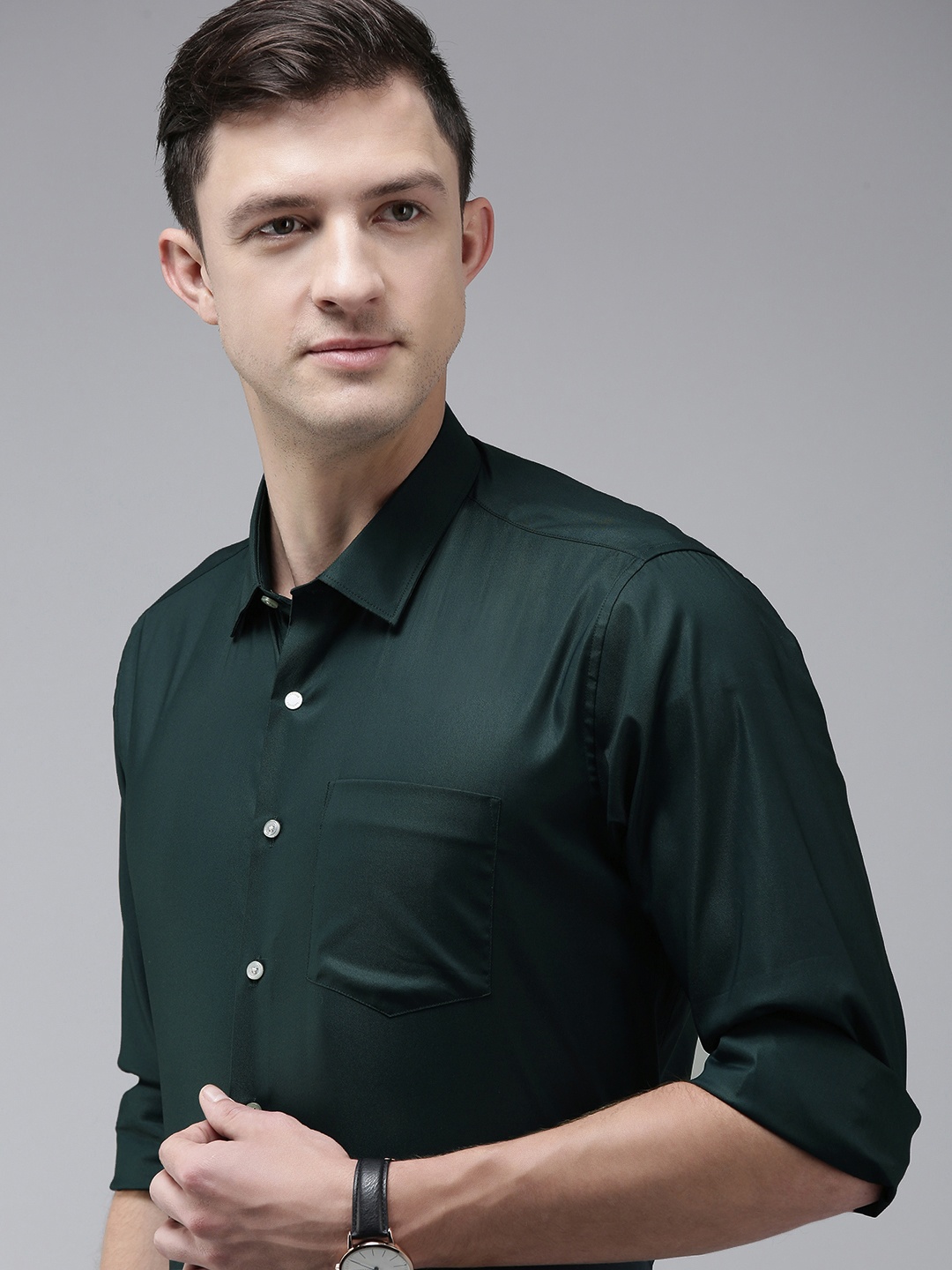 

Van Heusen Men Teal Solid Slim Fit Formal Shirt
