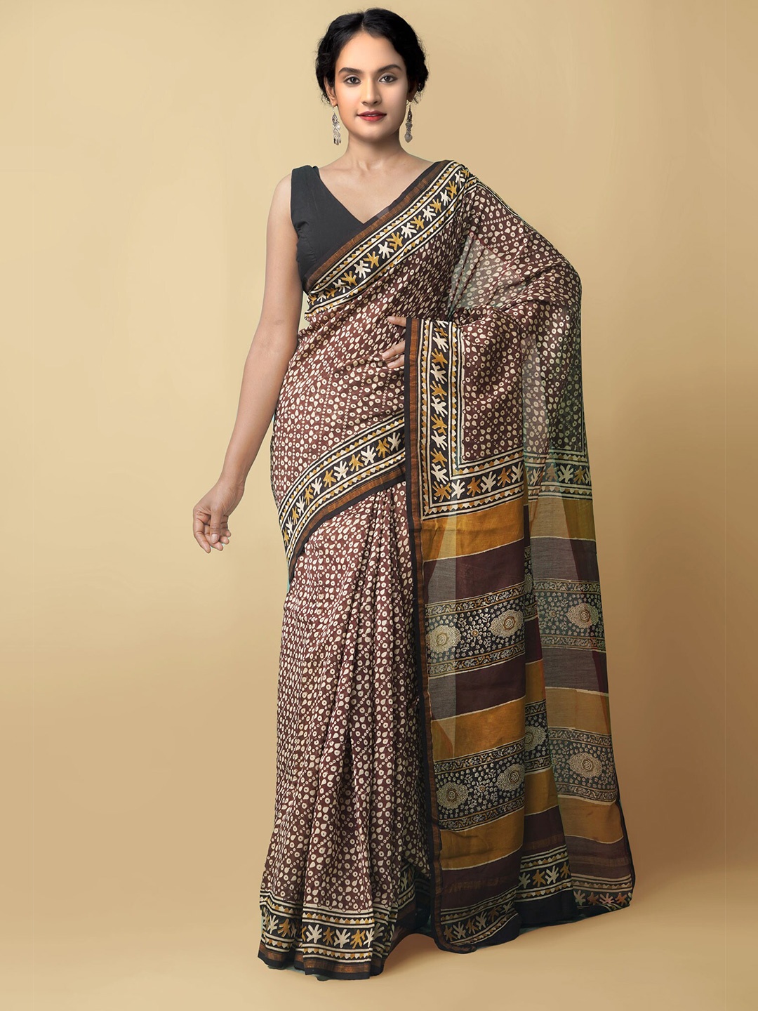 

Unnati Silks Burgundy & Grey Woven Design Silk Cotton Chanderi Saree