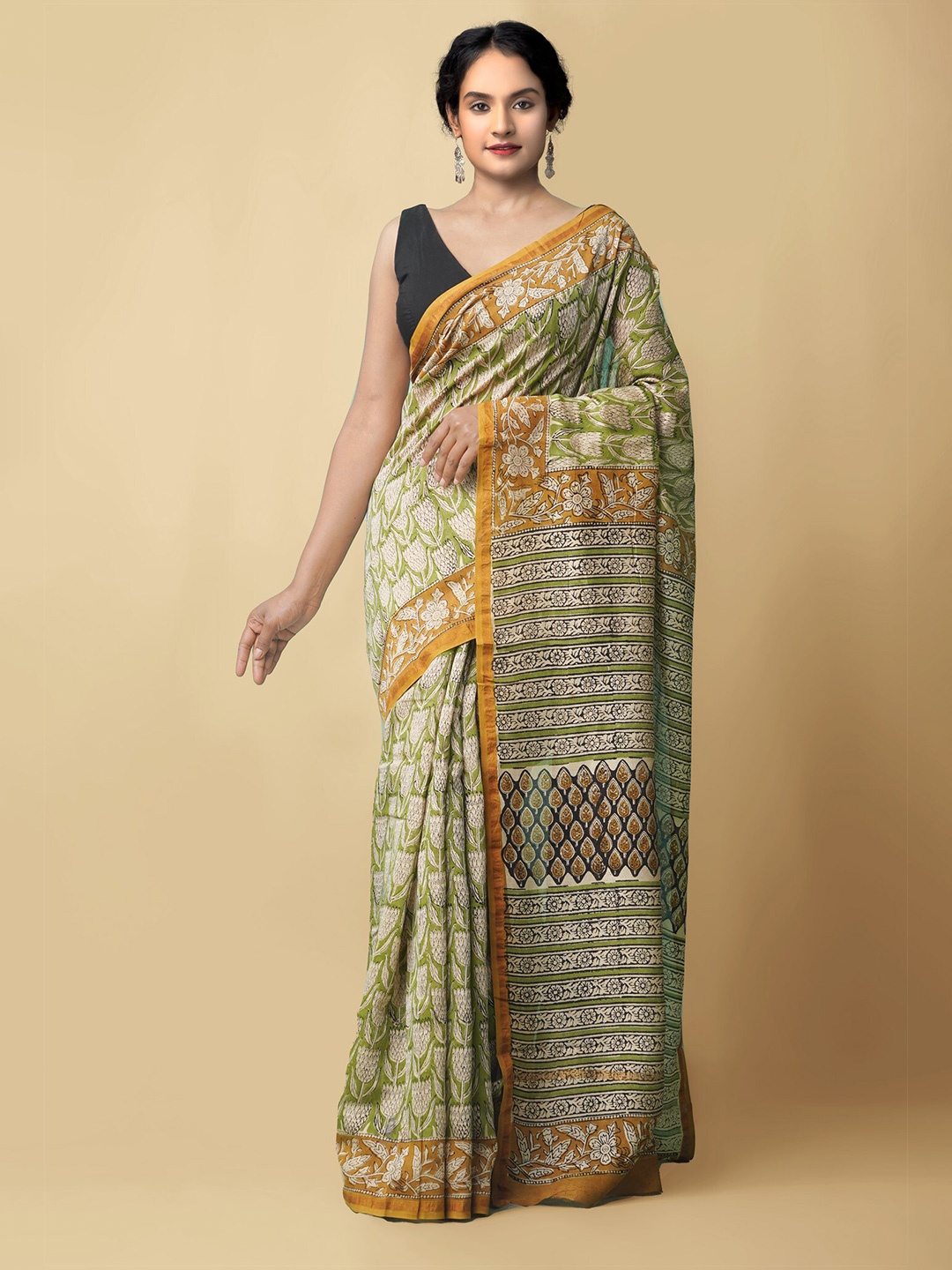 

Unnati Silks Green & Mustard Ethnic Motifs Silk Cotton Chanderi Saree