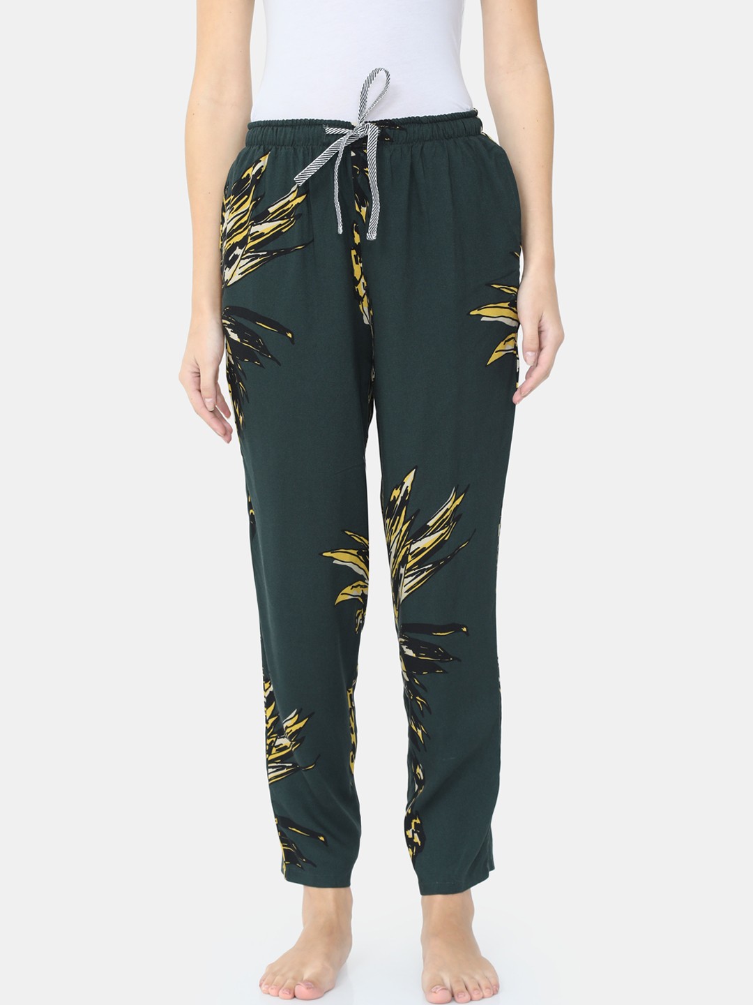

Bareblow Women Green & Yellow Printed Lounge Pants