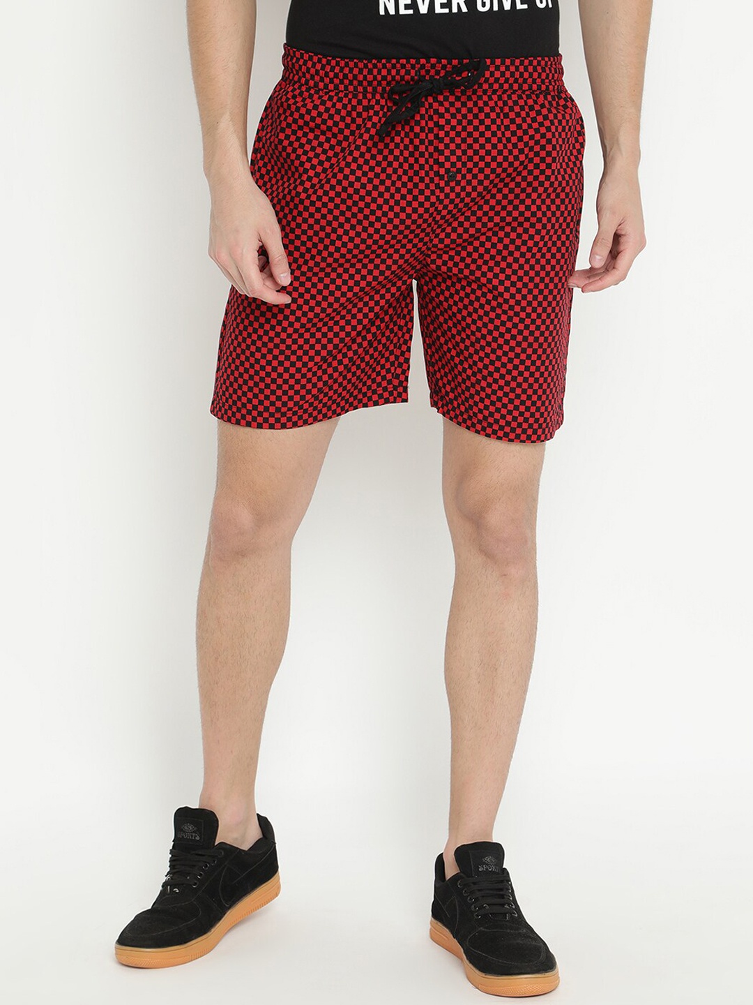 

V2 Value & Variety Men Red Checked Regular Shorts