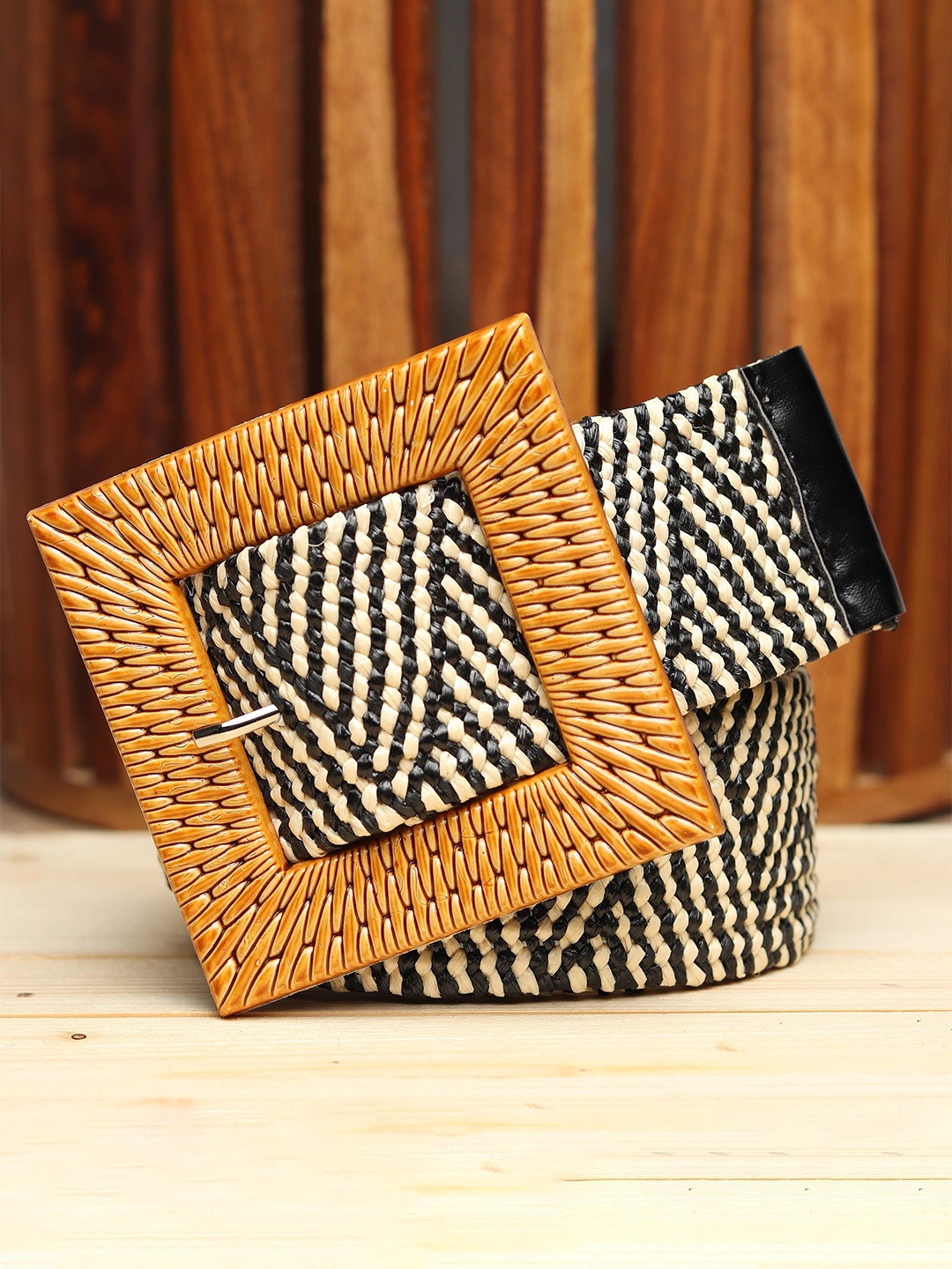 

Kastner Women Beige Strechable Belt