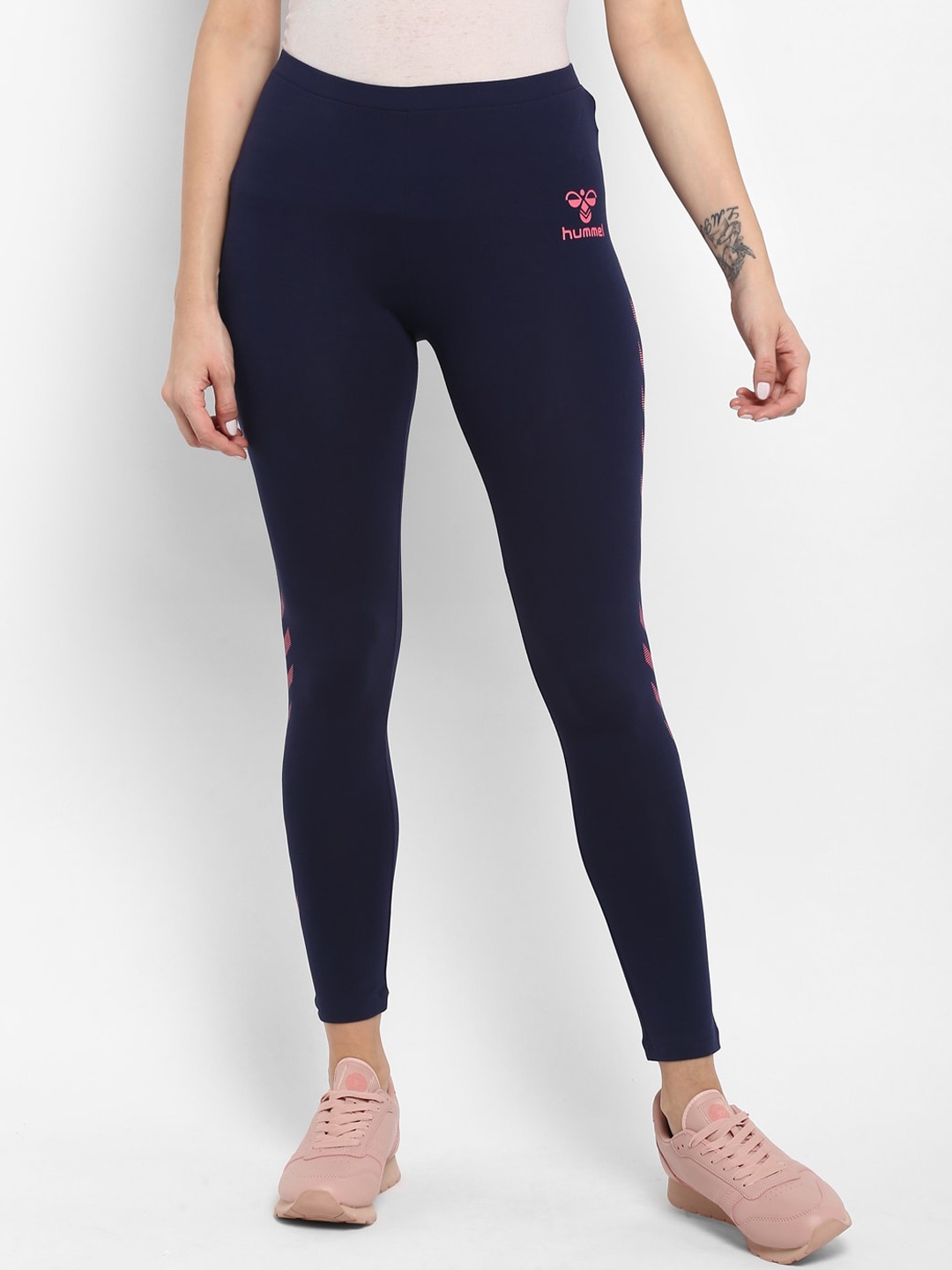 

hummel Women Navy Blue Solid Tights