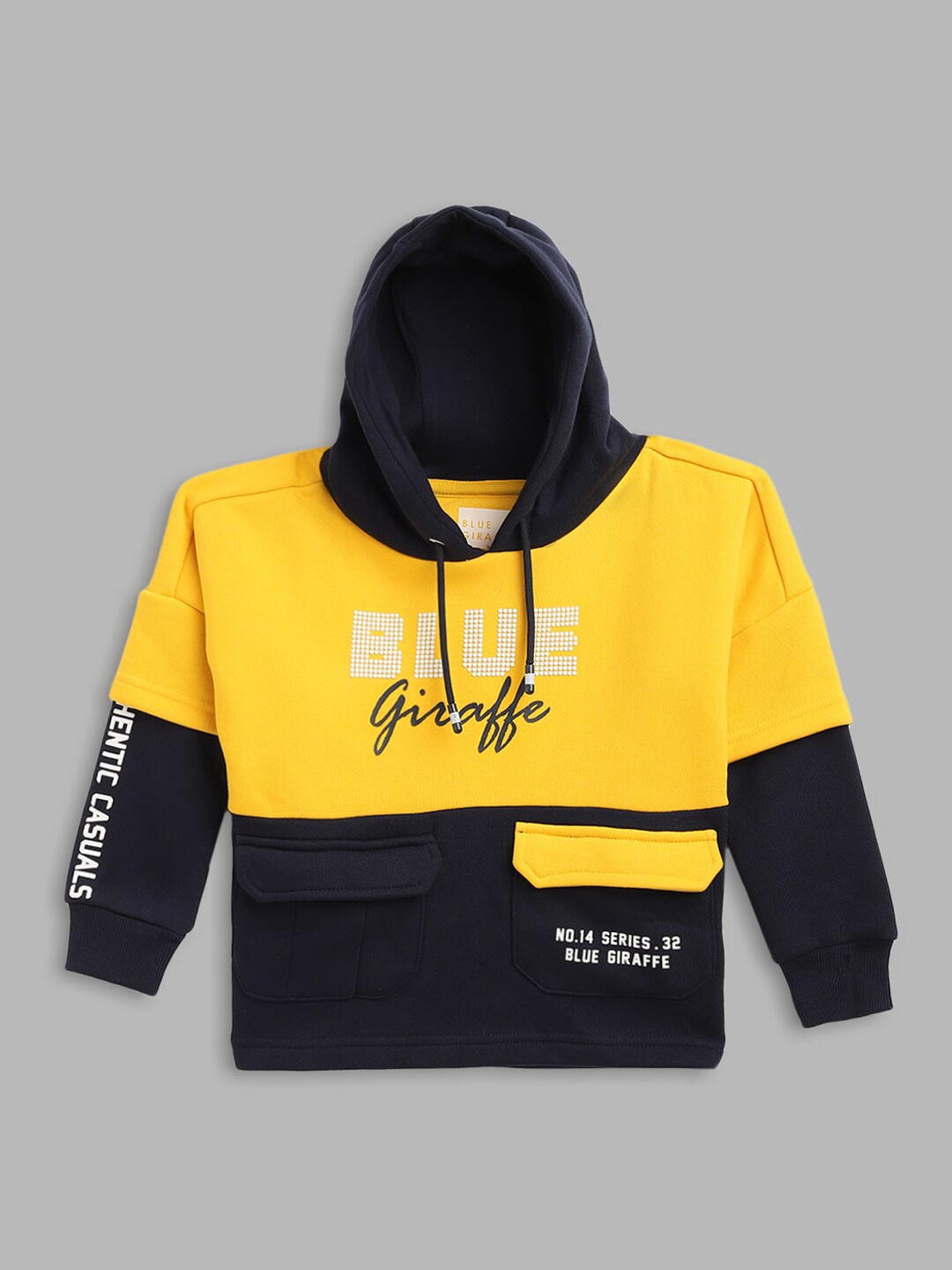 

Blue Giraffe Boys Yellow & Navy Blue Colourblocked Hooded Sweatshirt