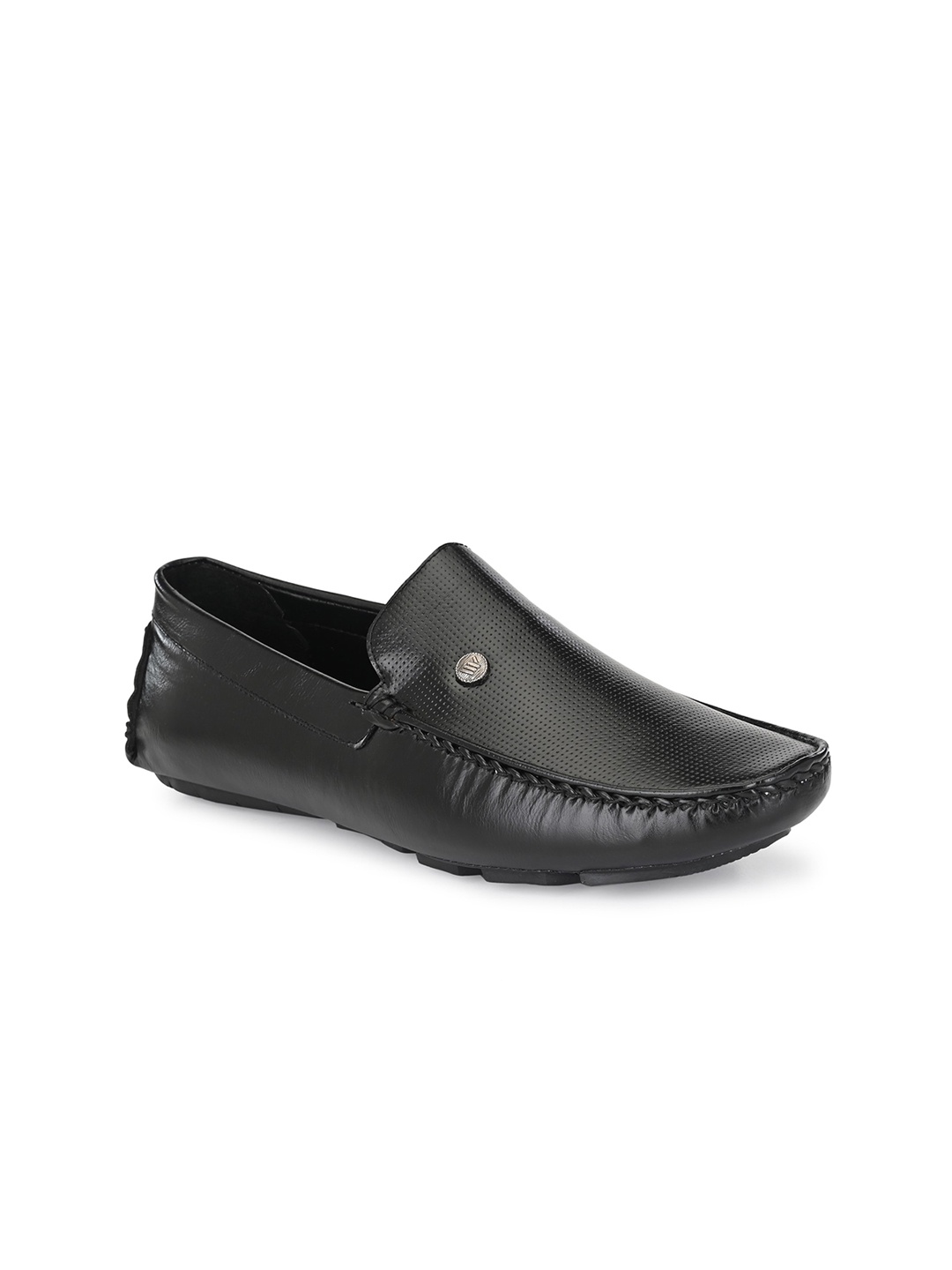 

Big Fox Men Black Textured Loafers