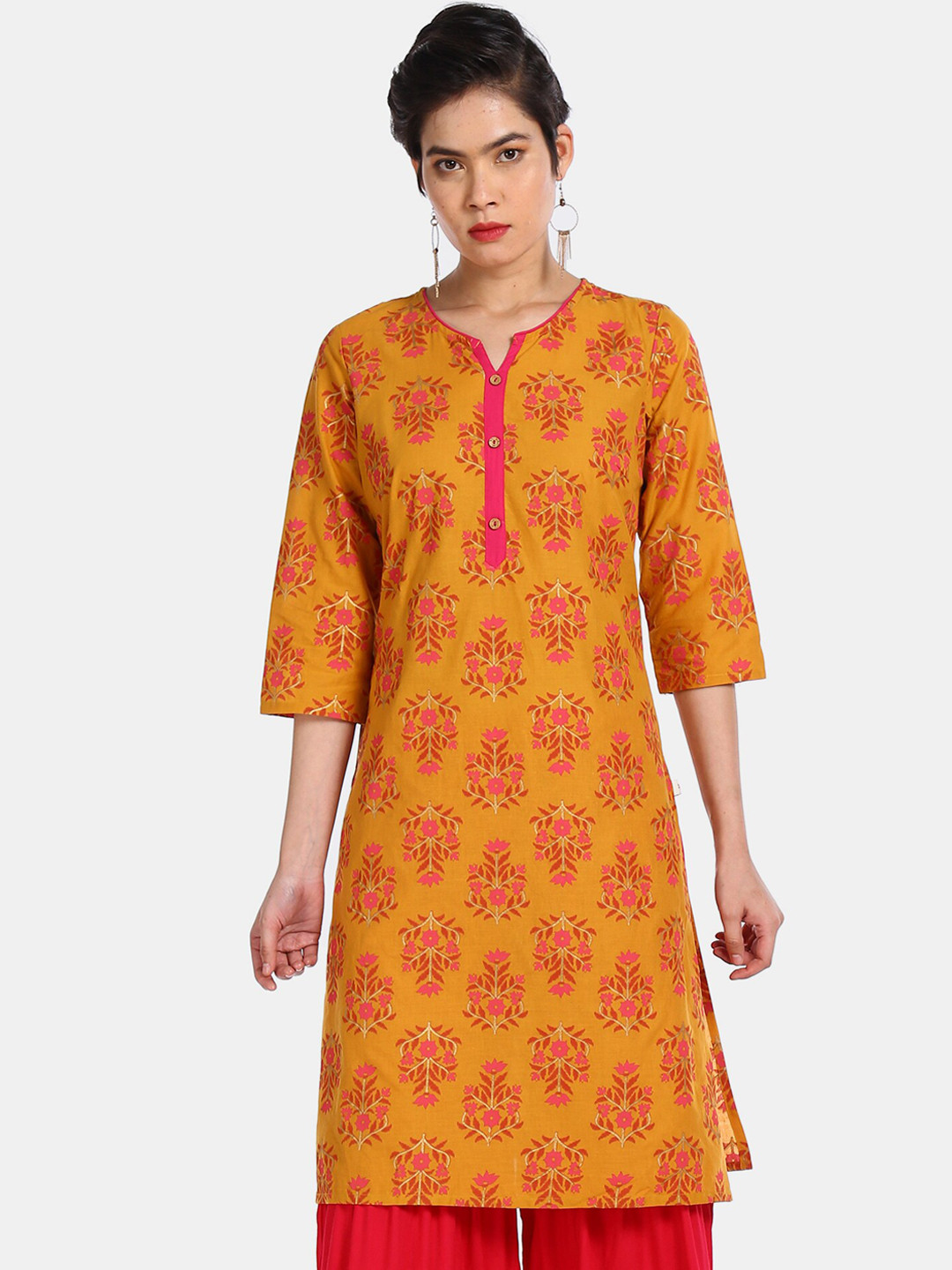 

Karigari Women Yellow Floral Printed Kurta