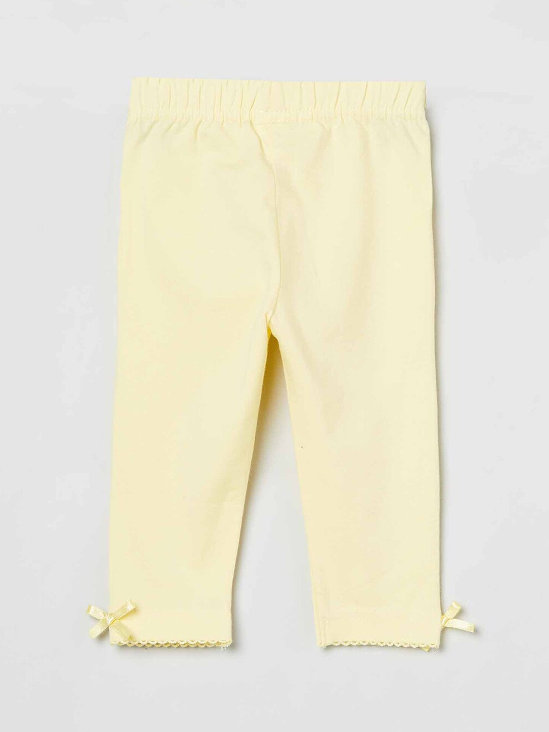 

max Girls Yellow Solid Leggings