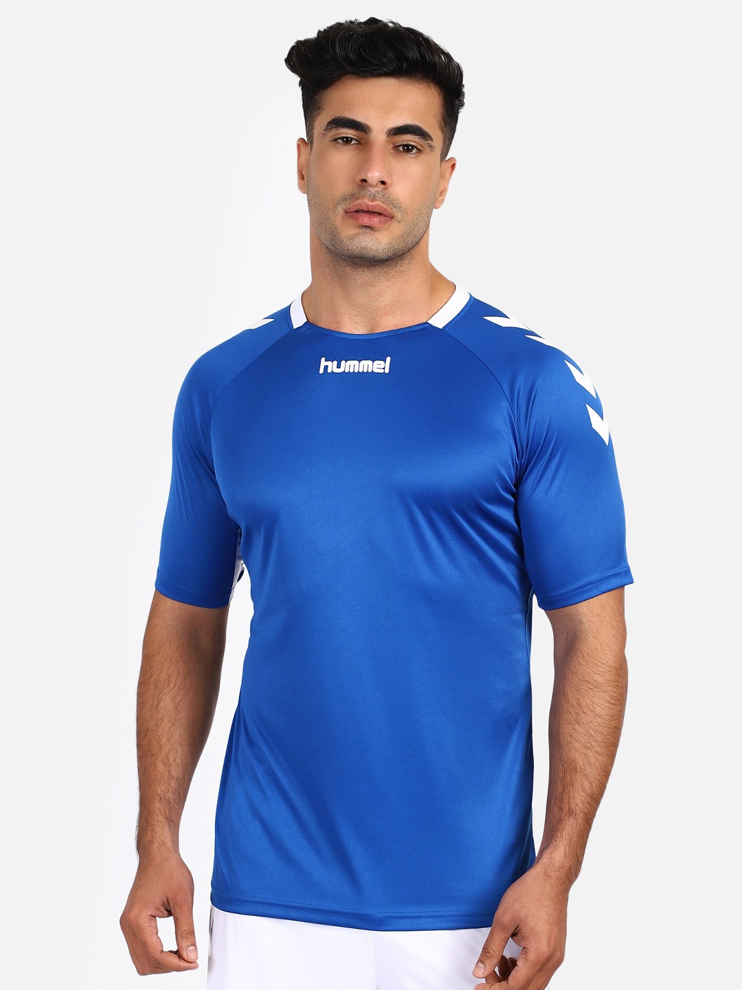 

hummel Men Blue Typography Printed Pockets T-shirt