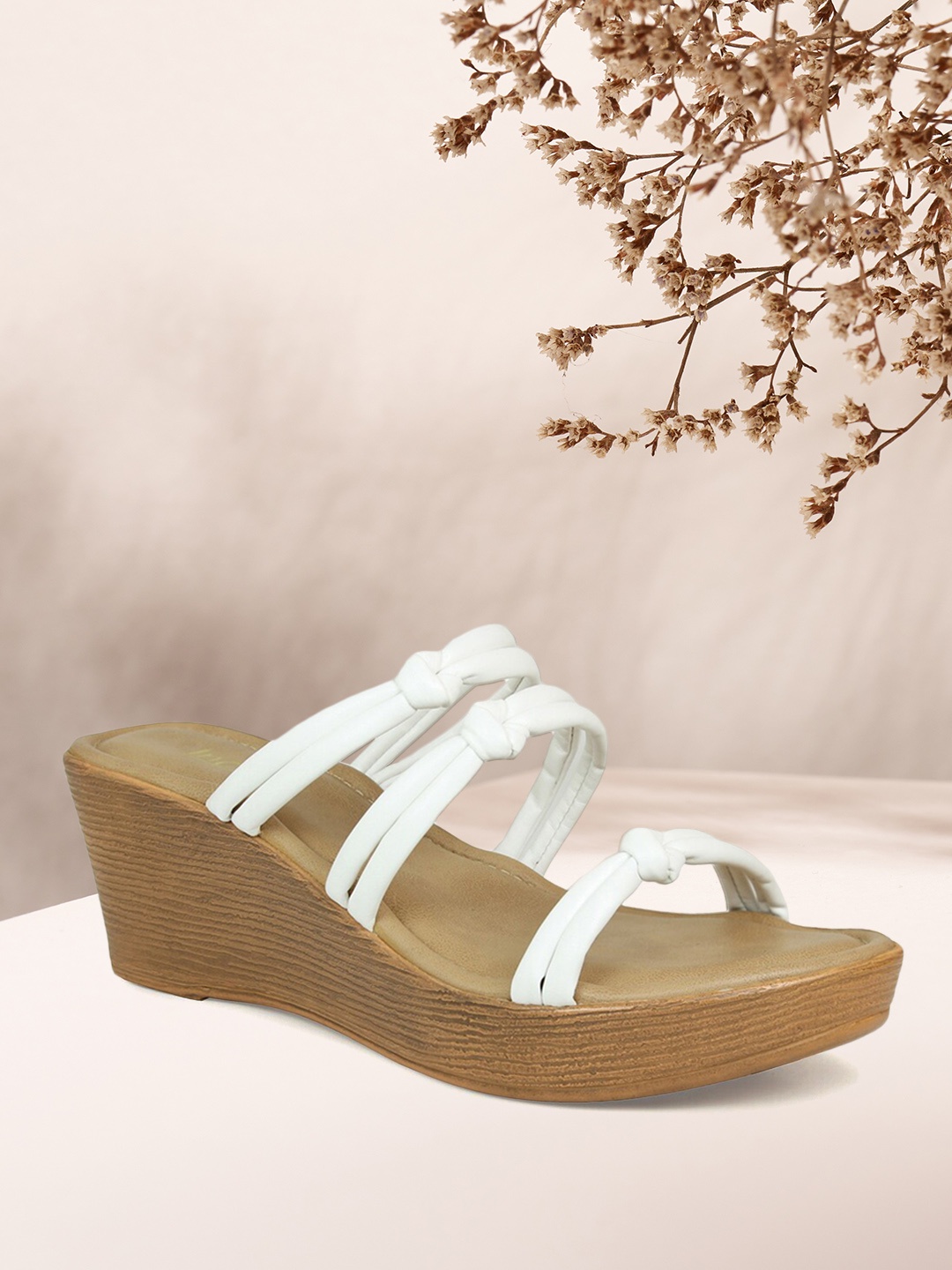 

Inc 5 White Wedge Sandals