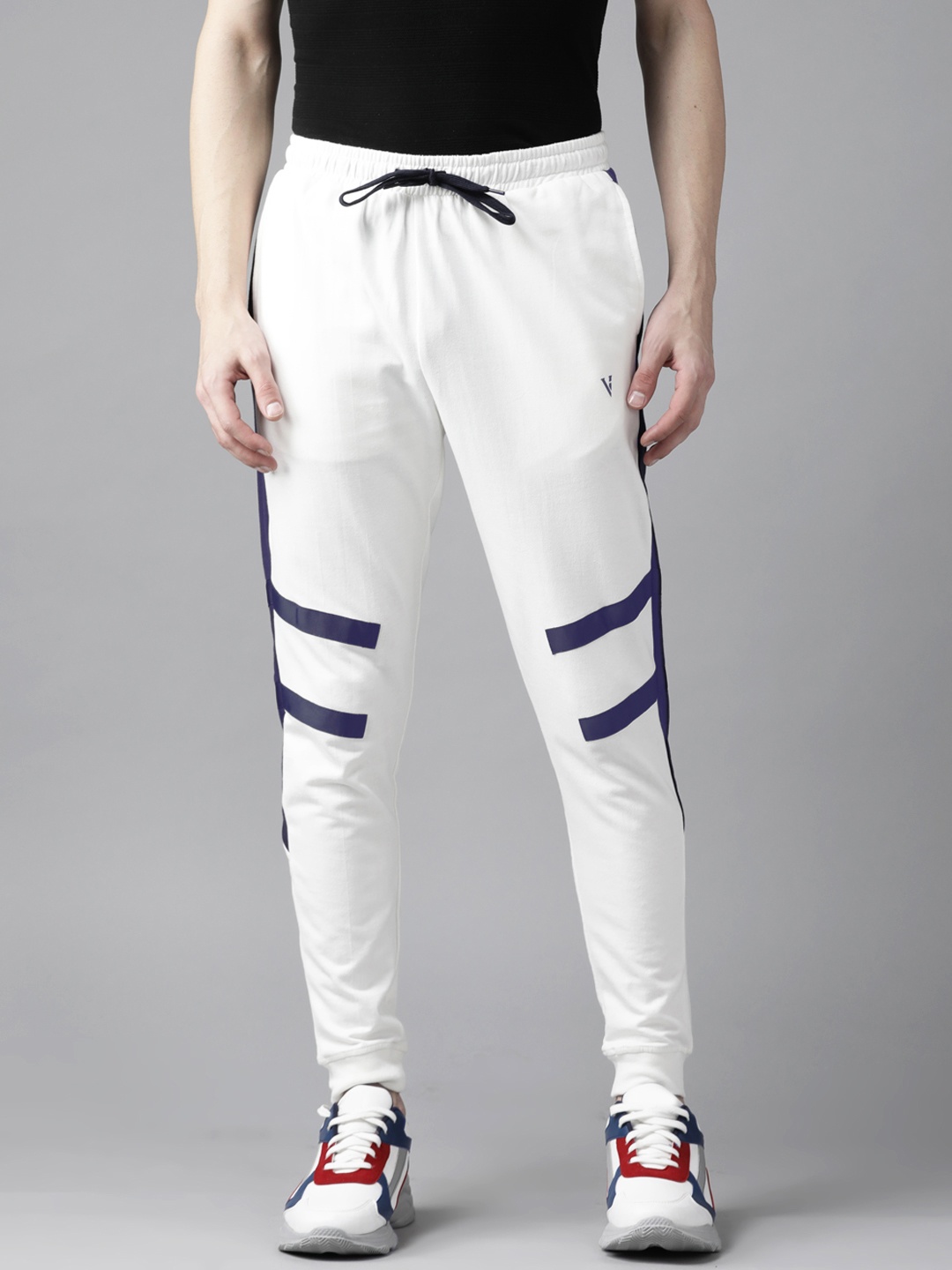 

Van Heusen Sport Men White Pure Cotton Solid Joggers