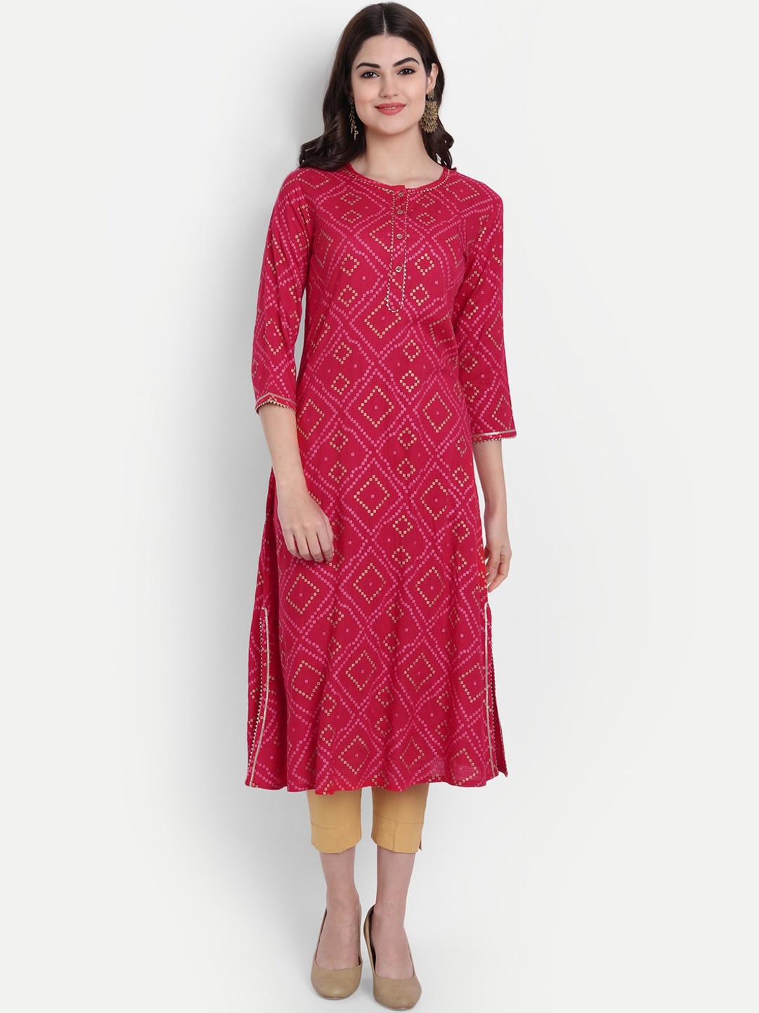 

fabGLOBAL Women Red Bandhani Printed Gotta Patti Kurta