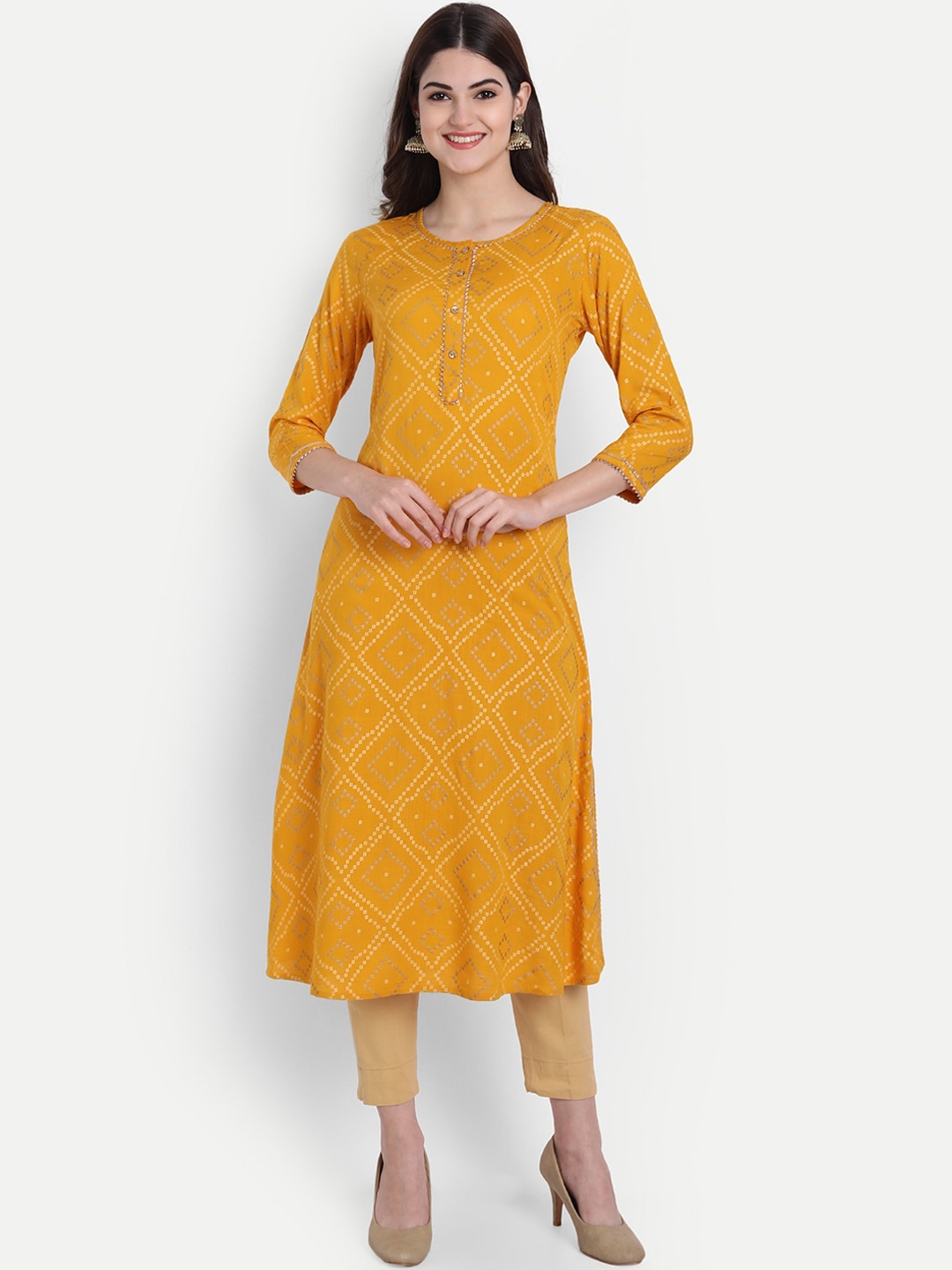 

fabGLOBAL Women Mustard Yellow Bandhani Printed Gotta Patti Kurta