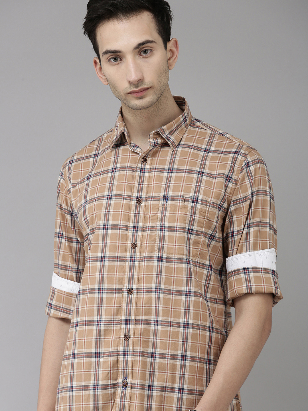 

VAN HEUSEN DENIM LABS Men Beige And Navy-Blue Slim Fit Tartan Checked Casual Shirt