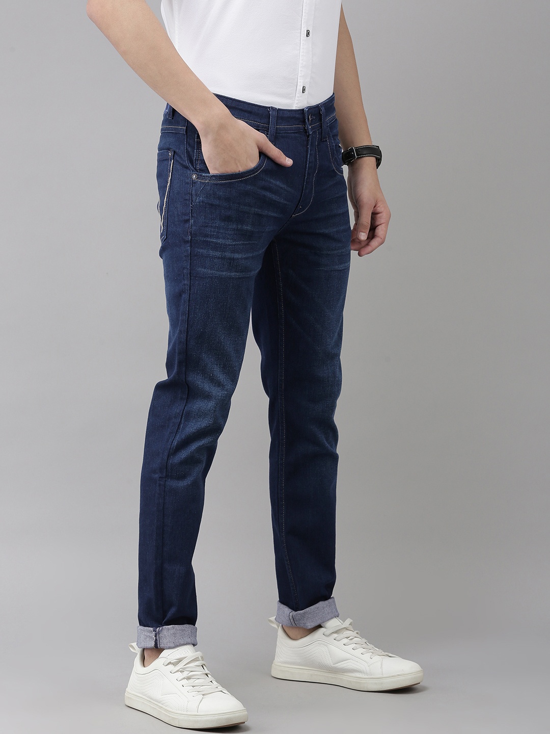 

VAN HEUSEN DENIM LABS Men Blue Skinny Fit Light Fade Stretchable Jeans