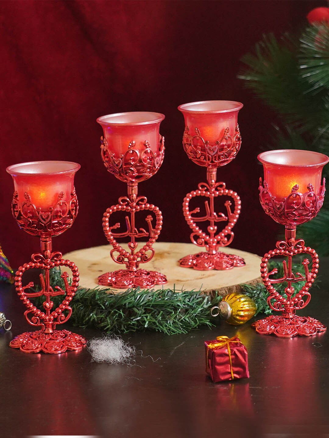 

TIED RIBBONS Set Of 4 Red Christmas Dcor Tealight Candle Holder With Stand