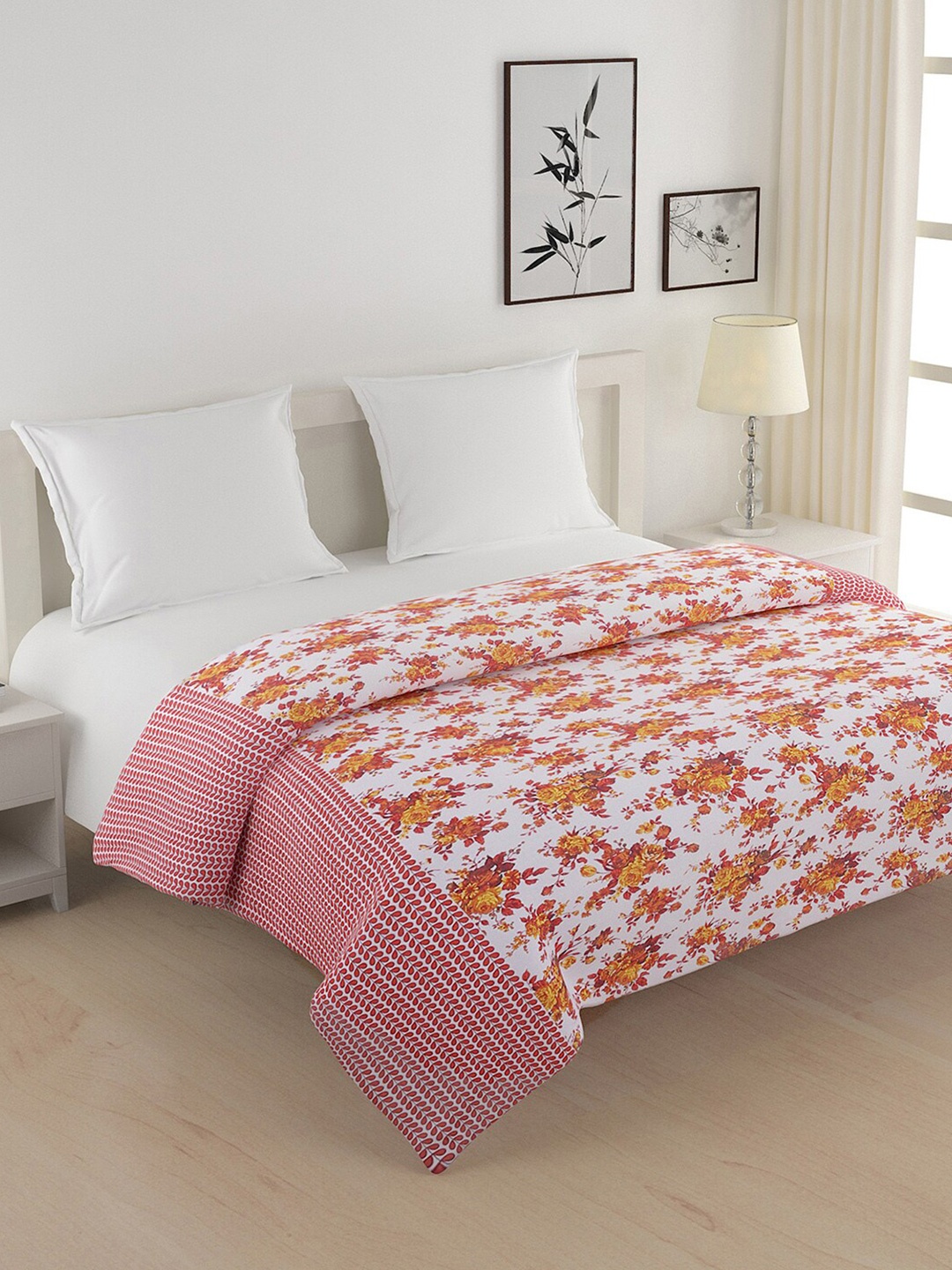 

SWAYAM White & Red Ethnic Motifs Heavy Winter 350 GSM Double Bed Quilt