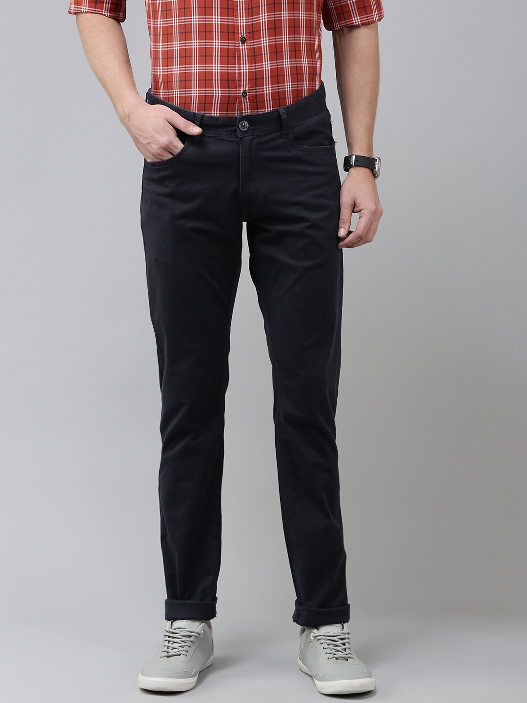 

Van Heusen Sport Men Navy Blue Tapered Fit Solid Low-Rise Chinos