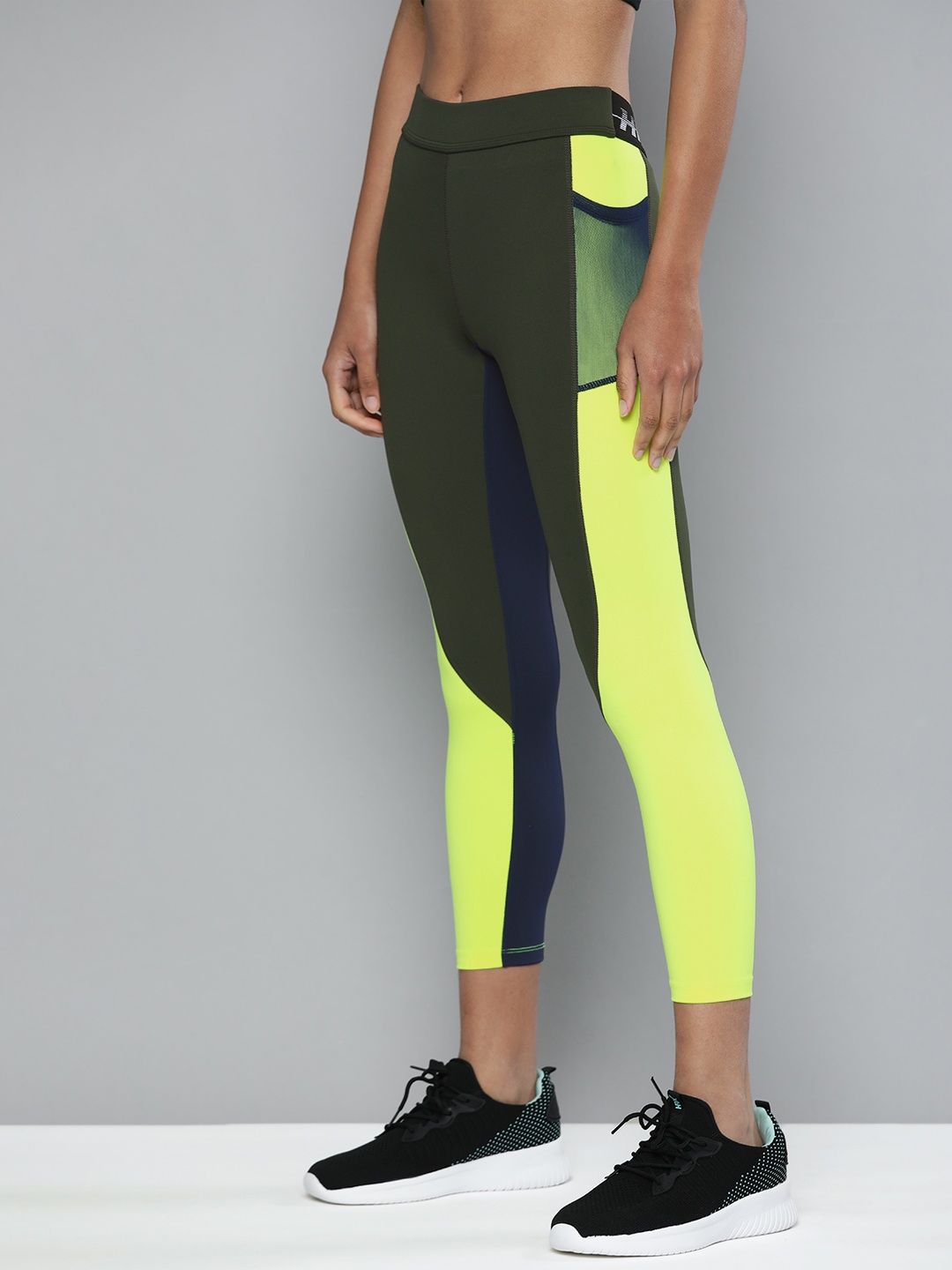 

HRX by Hrithik Roshan Running Women Olive Oil Rapid-Dry Colourblock Tights